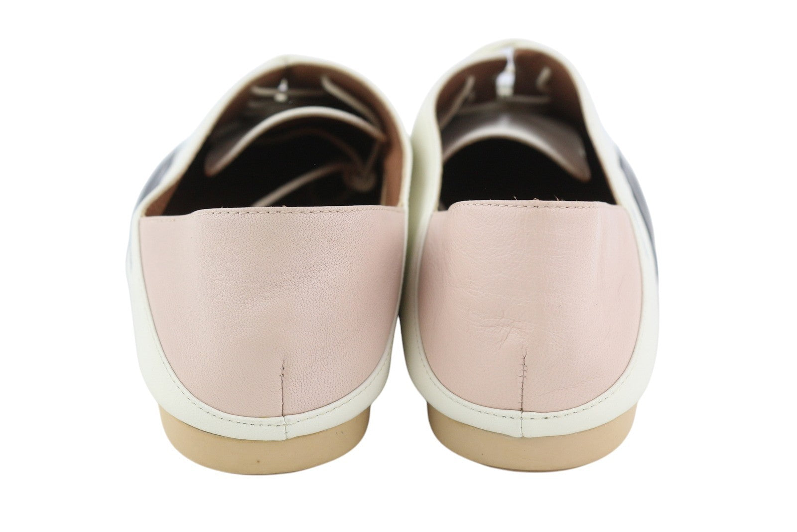 EMPORIO ARMANI moteriški bateliai, 37 dydžio, odiniai, žema pakulnė, suvarstoma, migdolų nosimi, laisvalaikio stiliaus. 