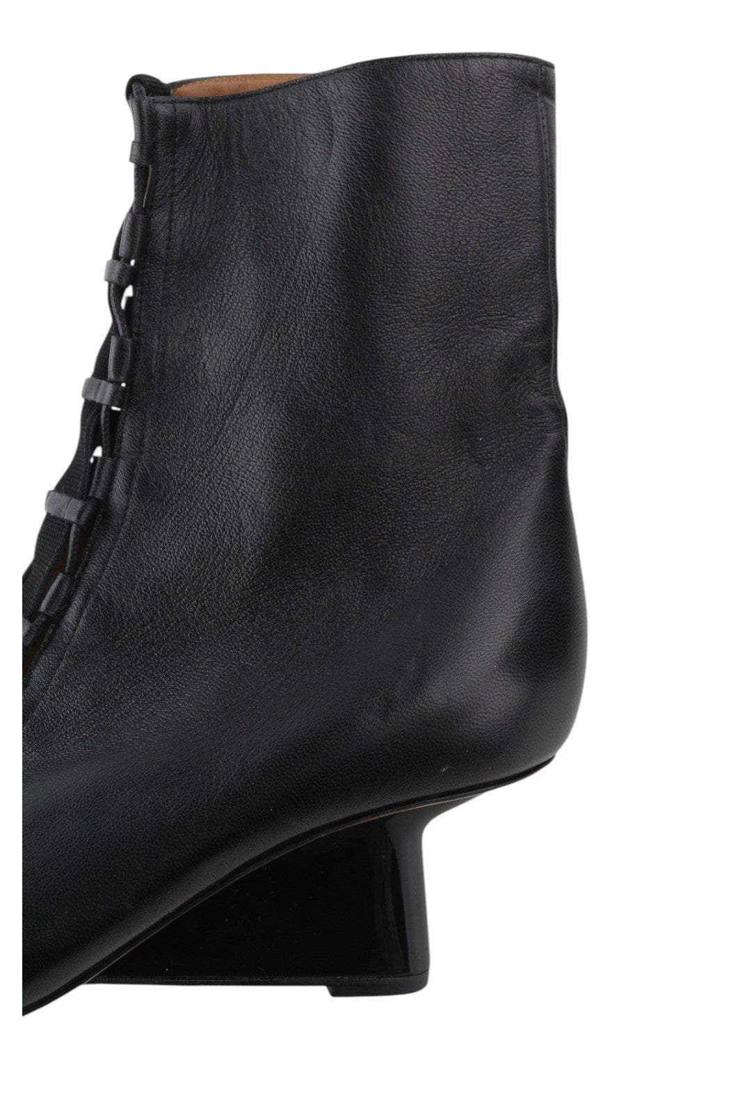 EMPORIO ARMANI moteriški aukštakulniai, 37 €, juodos odos, smaili nosis, su raišteliais ir užtrauktuku. 