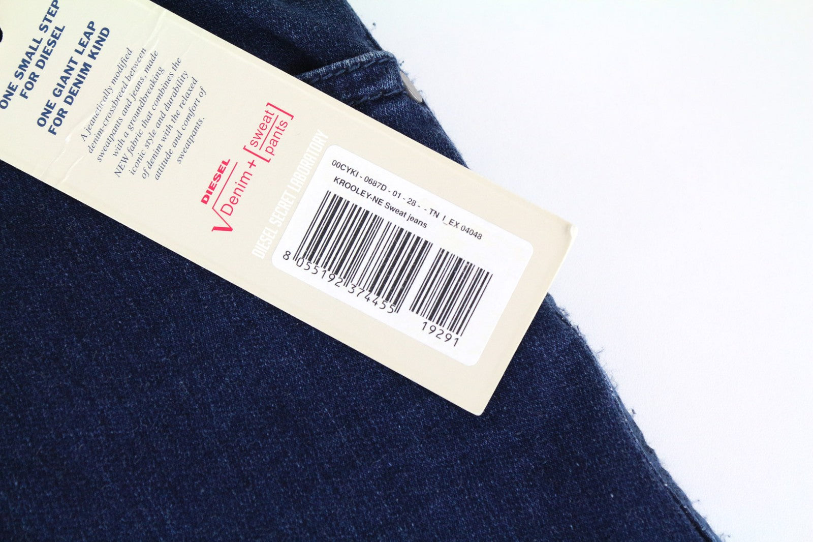 DIESEL Krooley-NE 0687D vyriški džinsai W28 Jogg Sweat Blue Slim morkų tamprės 