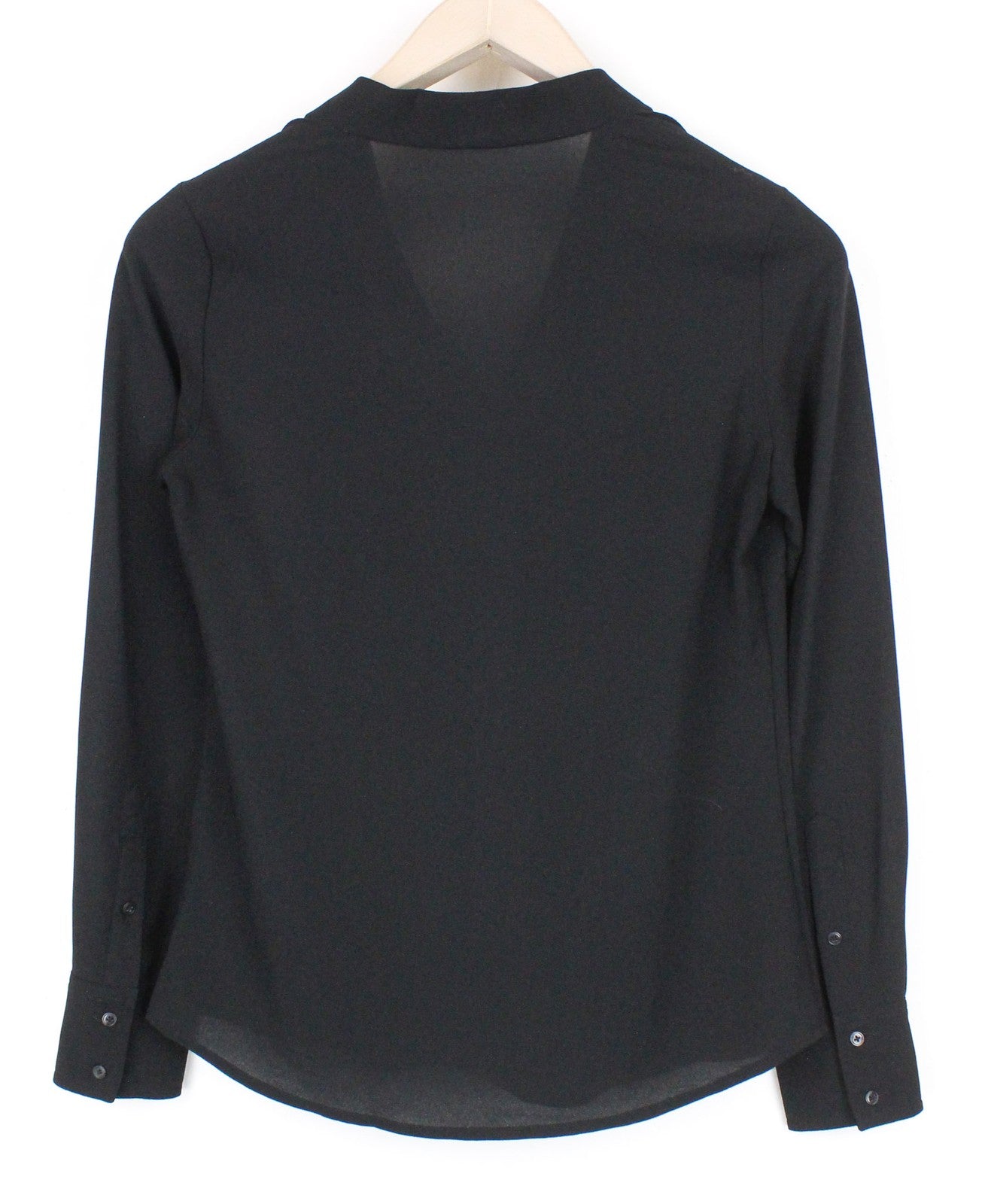 SUISTUDIO Wilder moteriška palaidinė UK6 juoda plona V formos iškirpte minkšta, plona klasikinė 