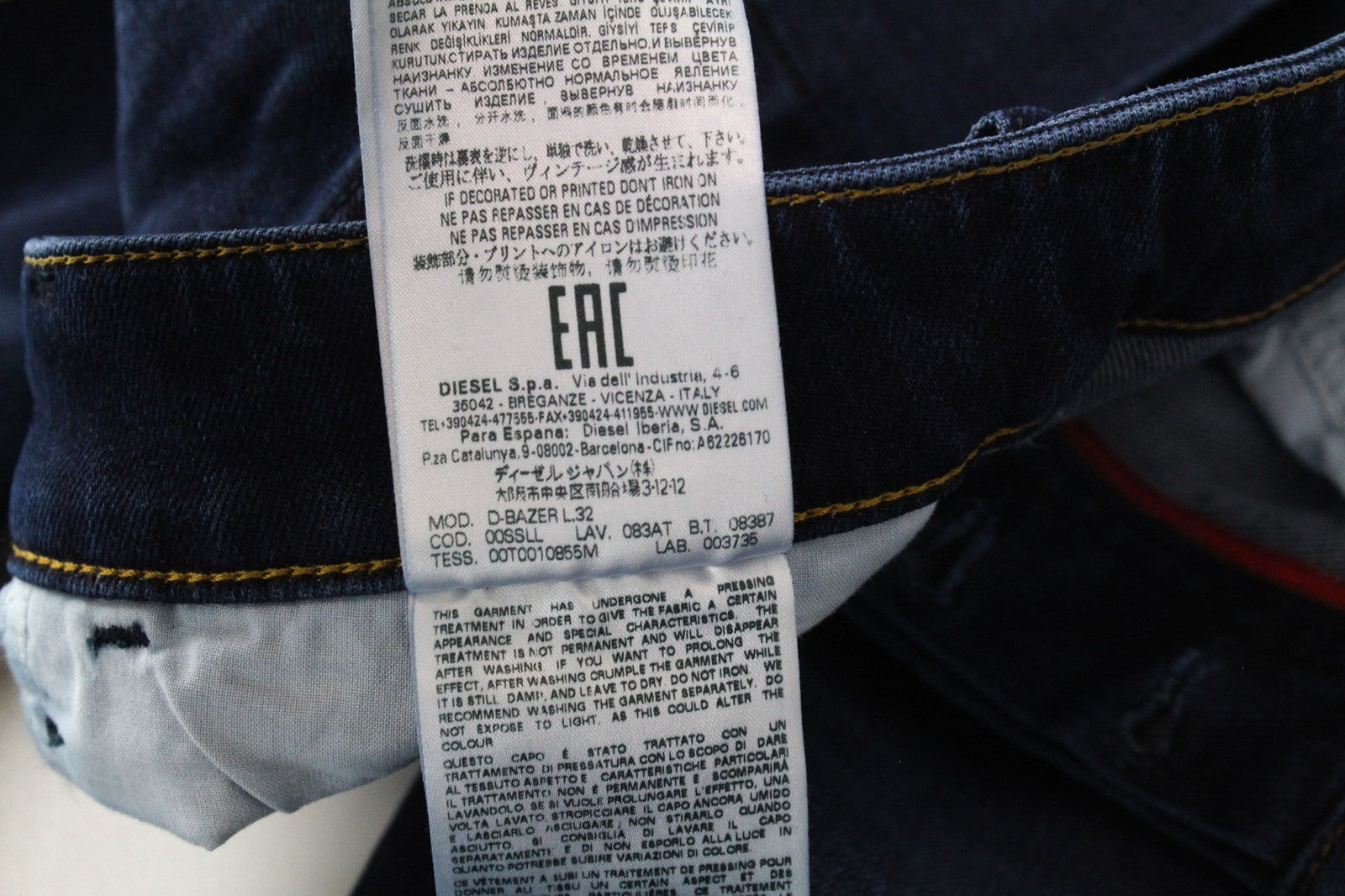 DIESEL D-Bazer 083AT vyriški džinsai W26/L32 vidutinio mėlynumo, siaurėjantys, su sagomis 