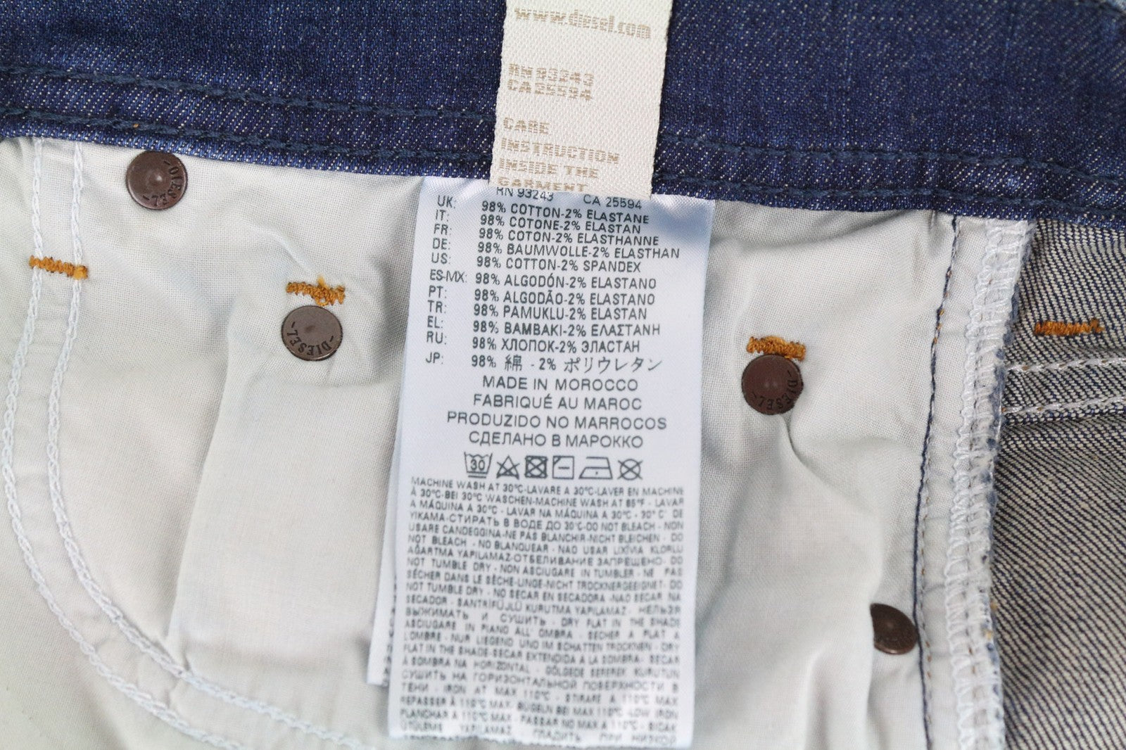 DIESEL Tepphar 084TX vyriški džinsai W29/L32 Slim Carrot Fit plėšytos mėlynos tamprios medžiagos 