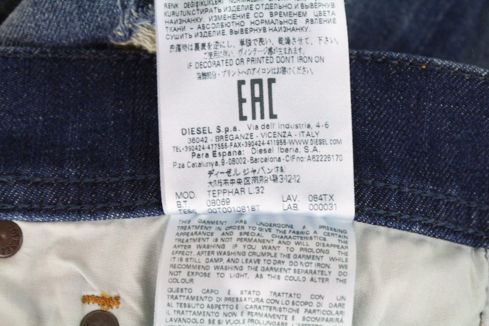 DIESEL Tepphar 084TX vyriški džinsai W29/L32 Slim Carrot Fit plėšytos mėlynos tamprios medžiagos 