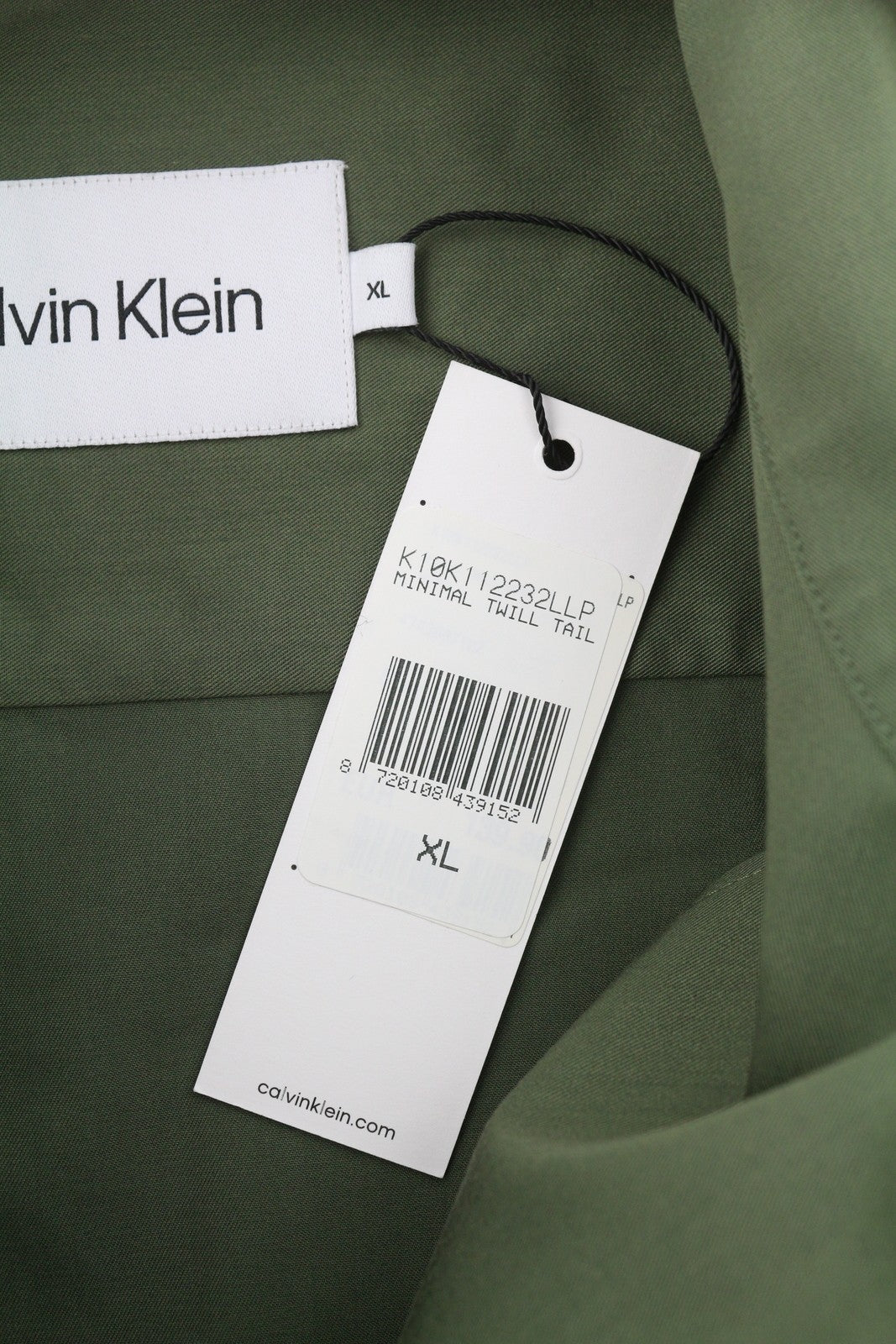 CALVIN KLEIN Minimalist Twill vyriški marškinėliai XL dydžio žali marškinėliai su išskleidžiamomis kišenėmis