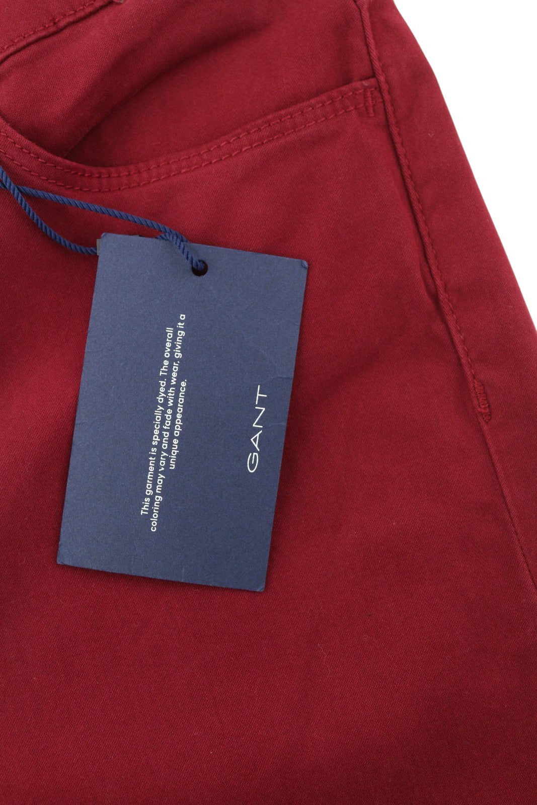 GANT aptemptos atlasinės moteriškos kelnės W26/L32 tamsiai raudonos su užtrauktukais ir kišenėmis, laisvalaikio logotipu 