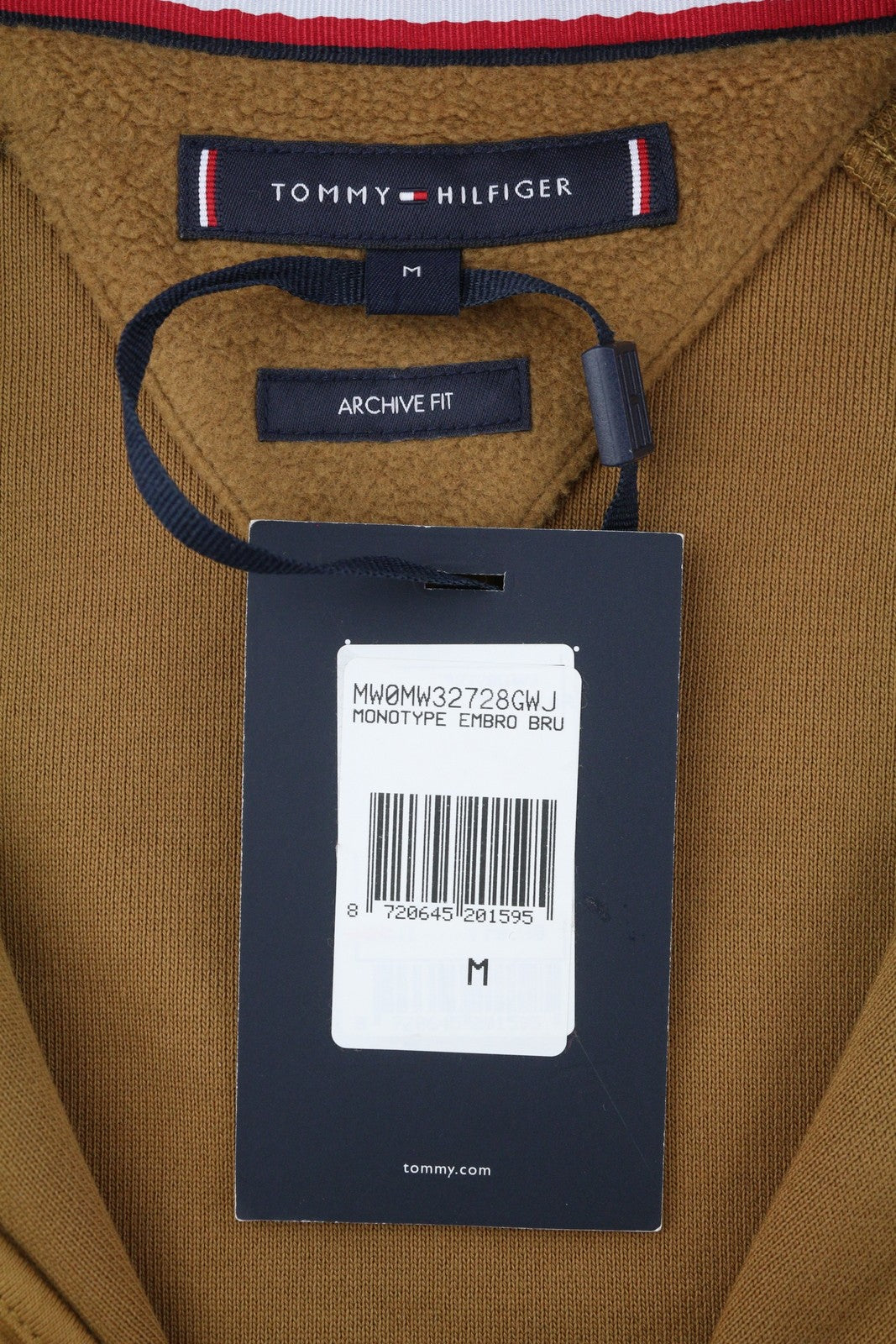 TOMMY HILFIGER Archive Fit vyriškas džemperis su ruda vilna, užtrauktuku, aukšta apykakle. 