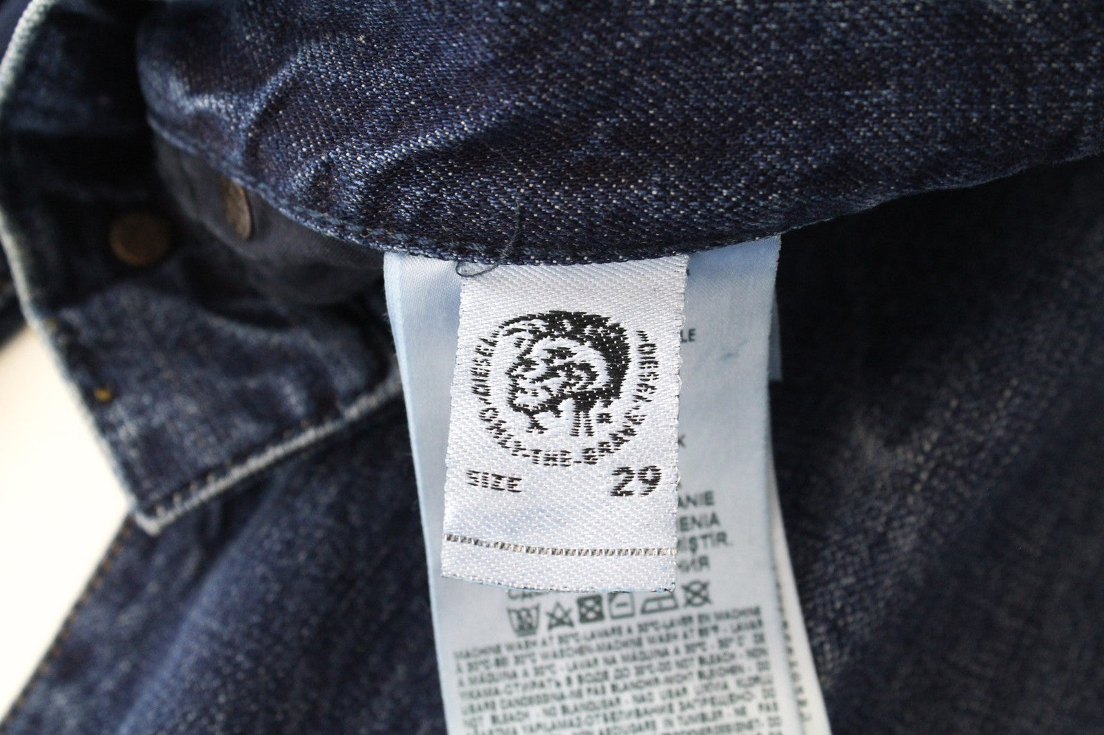 DIESEL Mharky 080AG vyriški džinsai W29/L30 Slim Skinny Fit, dirbtinės mėlynos medvilnės 