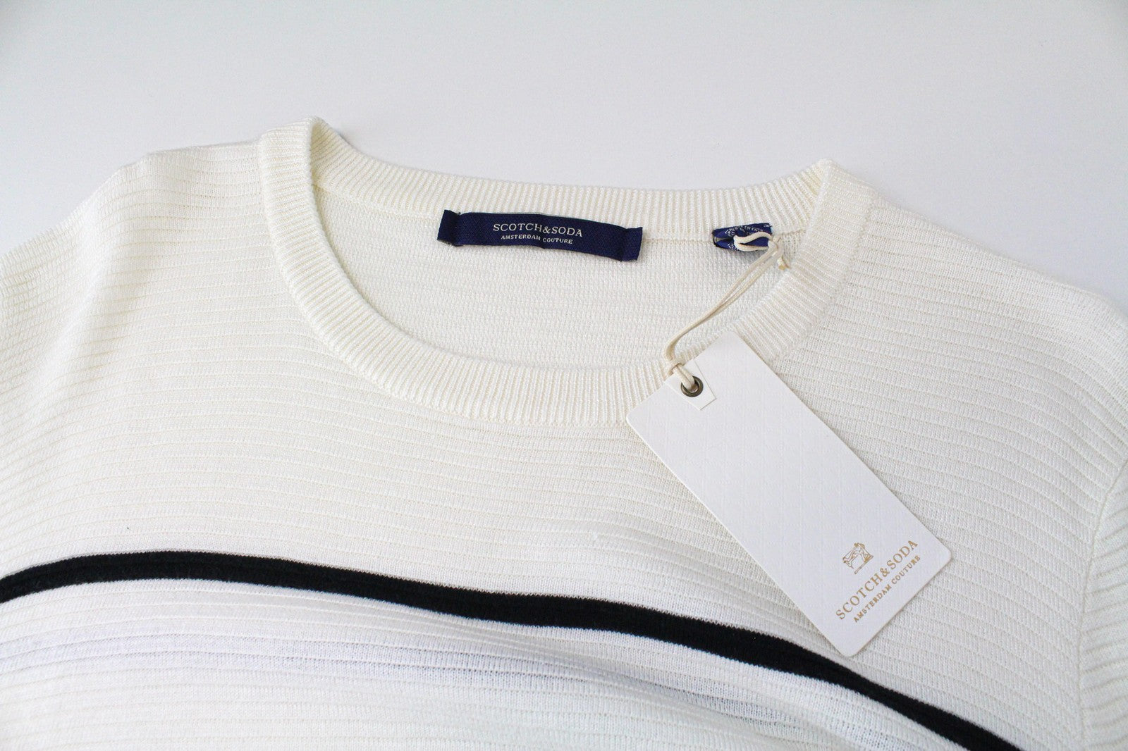 SCOTCH &amp; SODA Ams Couture vyriškas megztinis L dydžio balkšvas, aptemptas, dryžuotas megztinis 