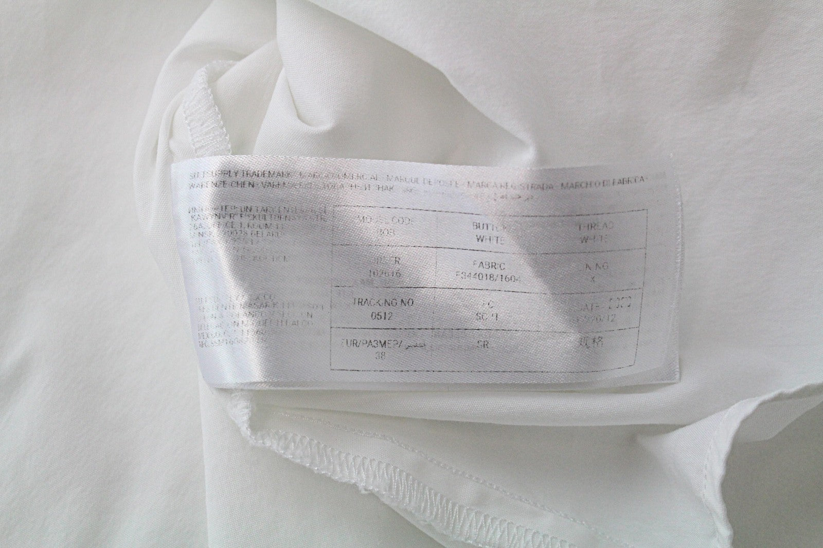 SUISTUDIO Bob moteriški marškinėliai, UK12, balti, tamprūs medvilniniai marškinėliai su atvirais pečiais, asimetrija 