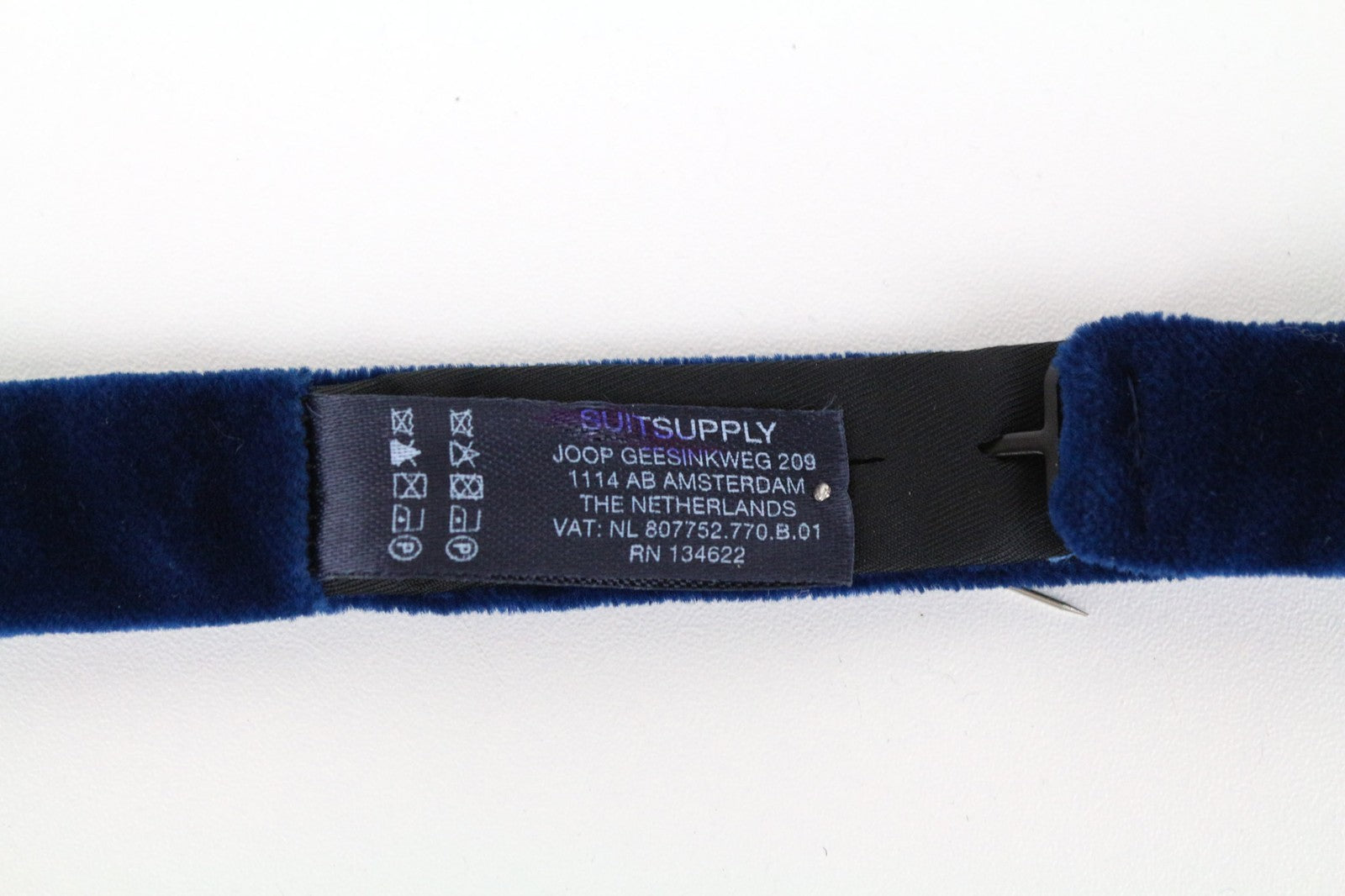 SUITSUPPLY vyriškas kaklaraištis ~93x7,4 cm mėlynas aksominis grynos medvilnės klasikinis drugelio kaspino formos kaklaraištis 