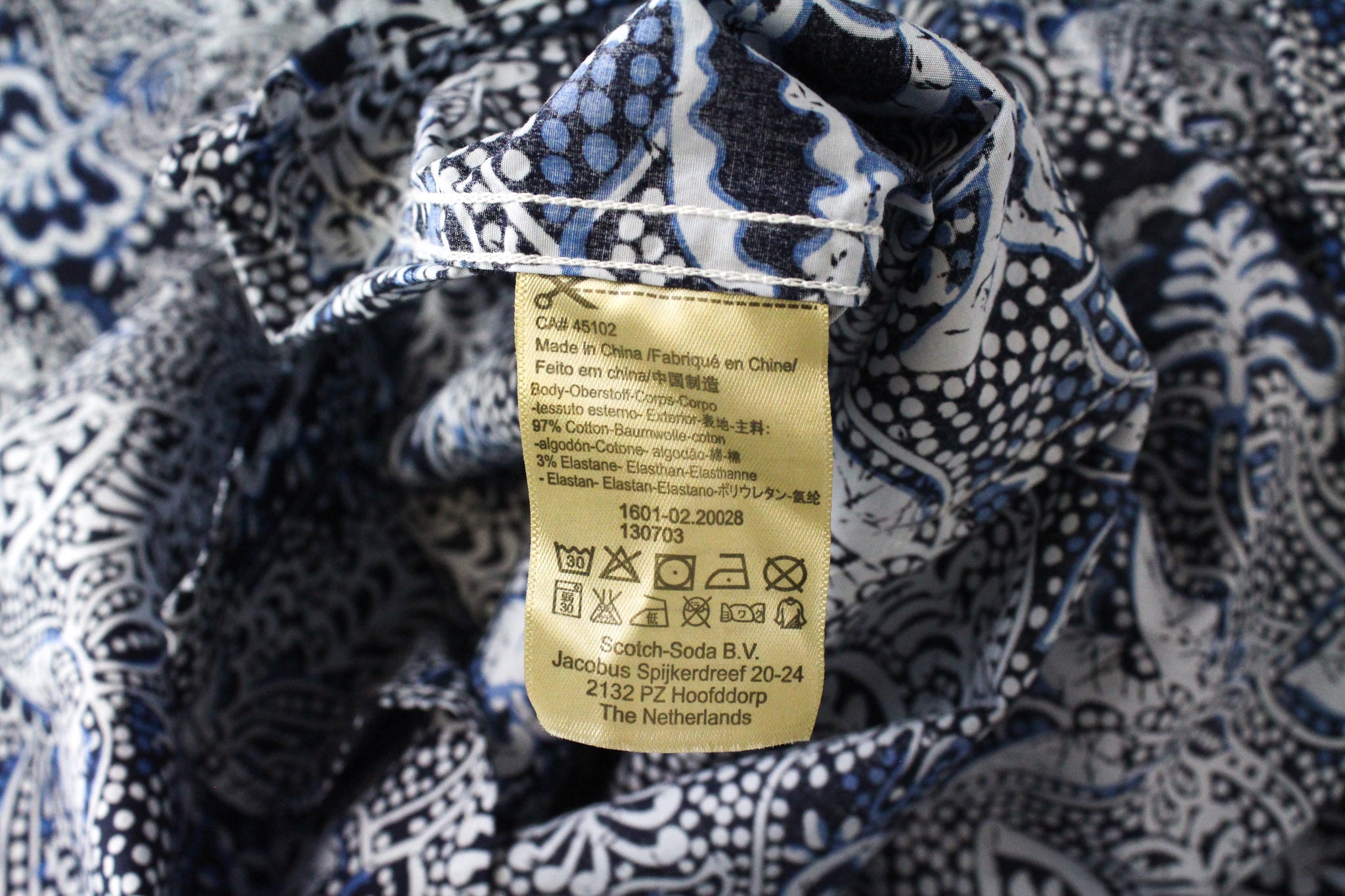 SCOTCH &amp; SODA vyriški marškinėliai L dydžio mėlyni melanžo raštu su medvilnės mišinio tampriu raštu 