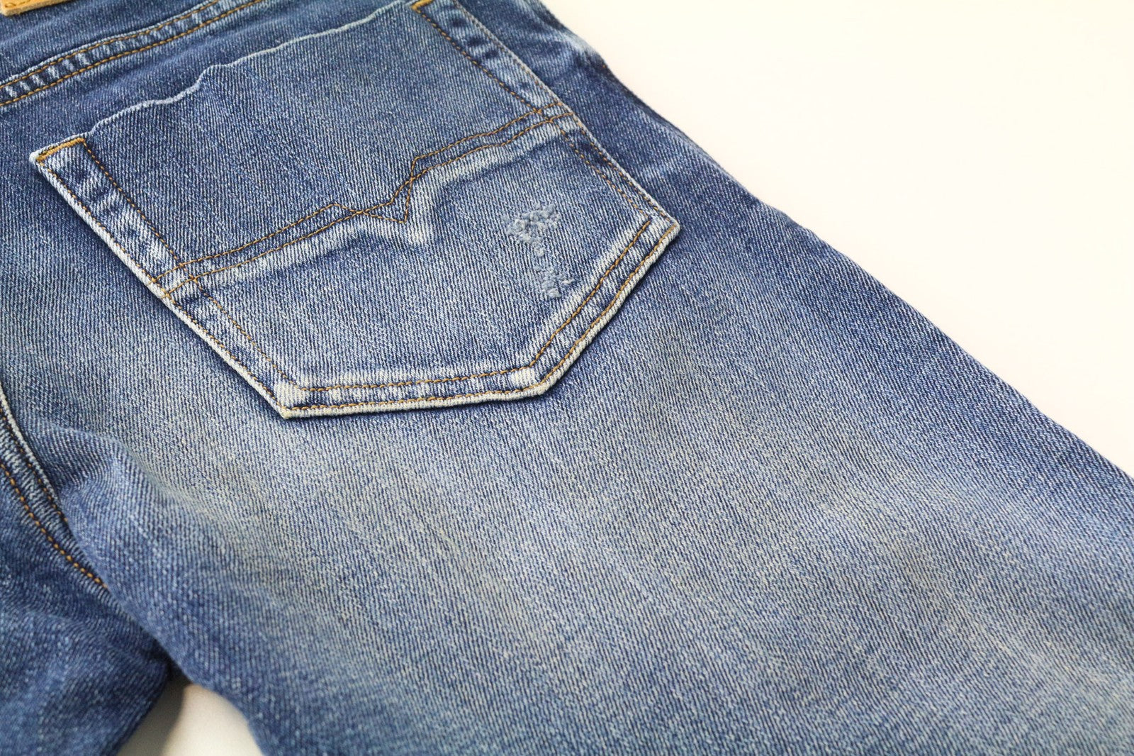 DIESEL Tepphar-X 0870H vyriški batai W26/L32 mėlyni, morkų kirpimo, tamprūs, sendinto stiliaus. 