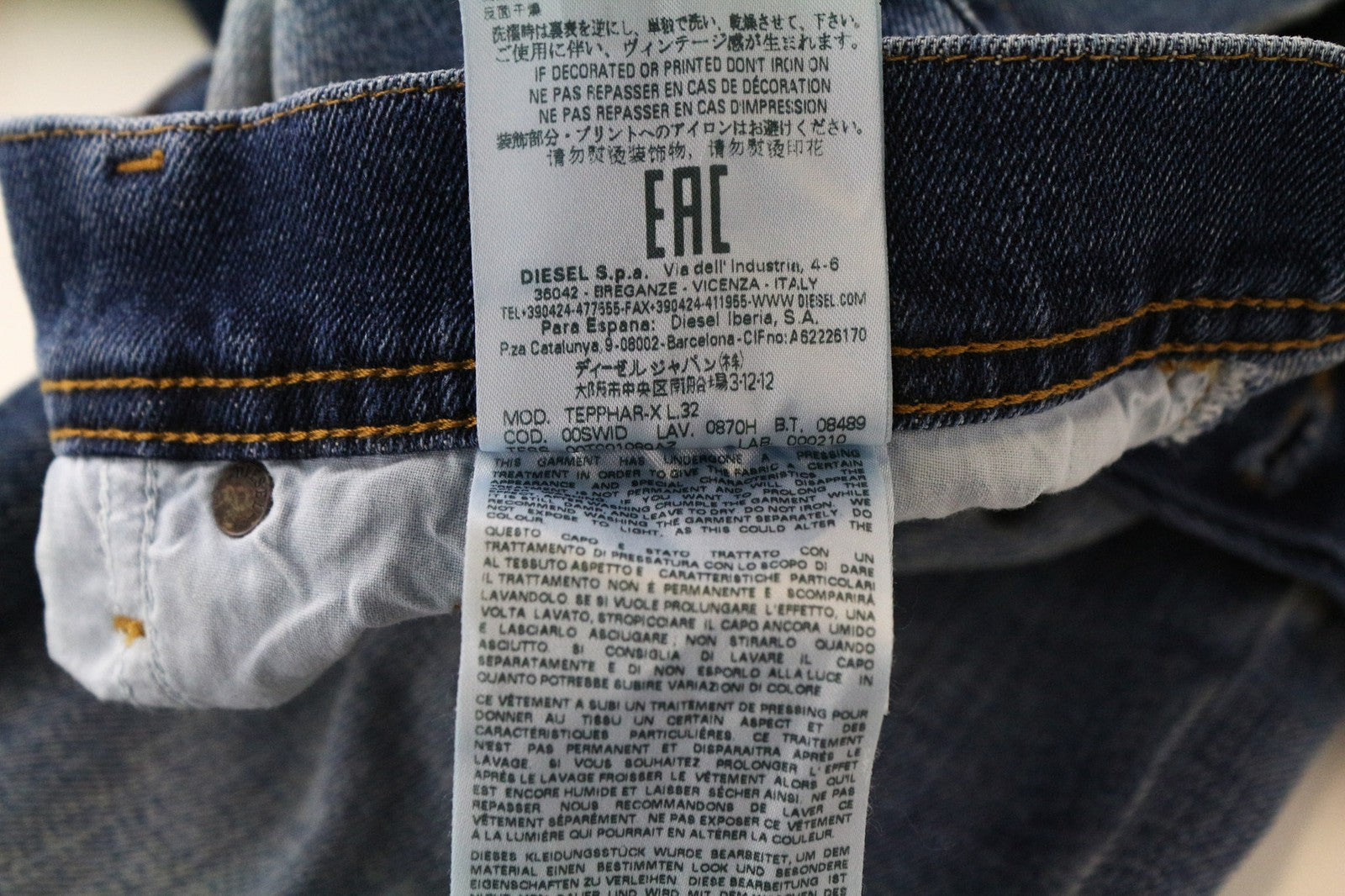 DIESEL Tepphar-X 0870H vyriški batai W26/L32 mėlyni, morkų kirpimo, tamprūs, sendinto stiliaus. 