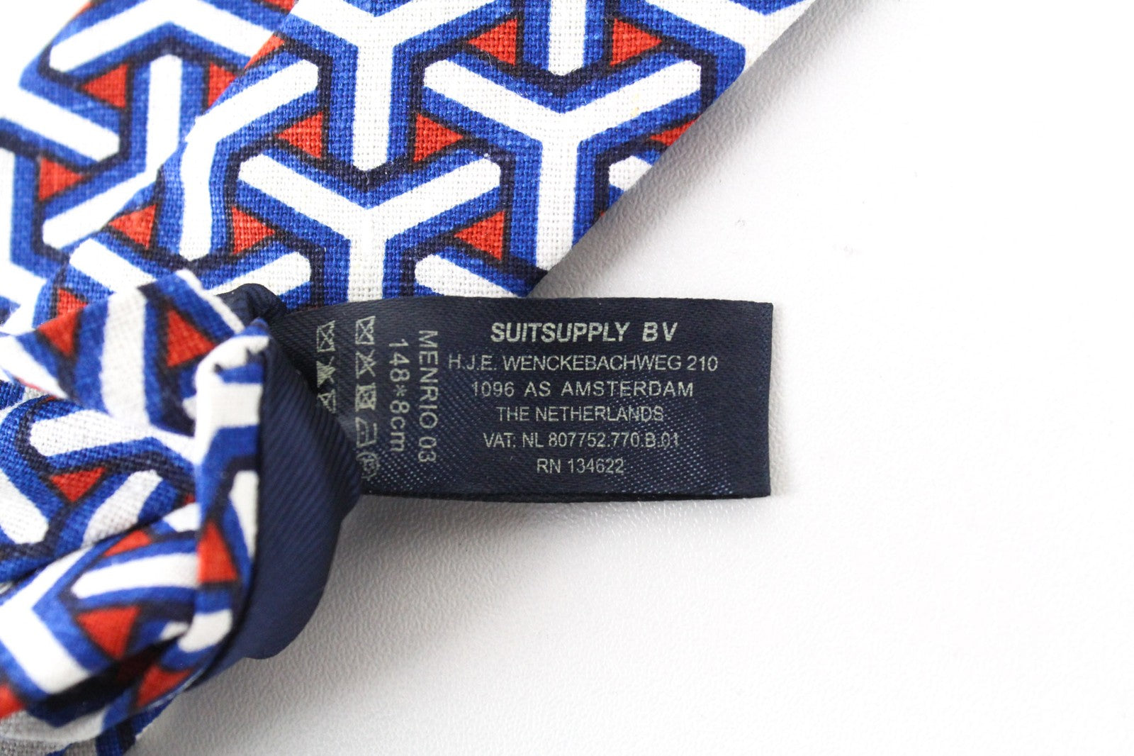 SUITSUPPLY vyriškas kaklaraištis 148x8 cm, mėlynai baltas, raštuotas, lininis, medvilninis, smailiais galais, elegantiškas 