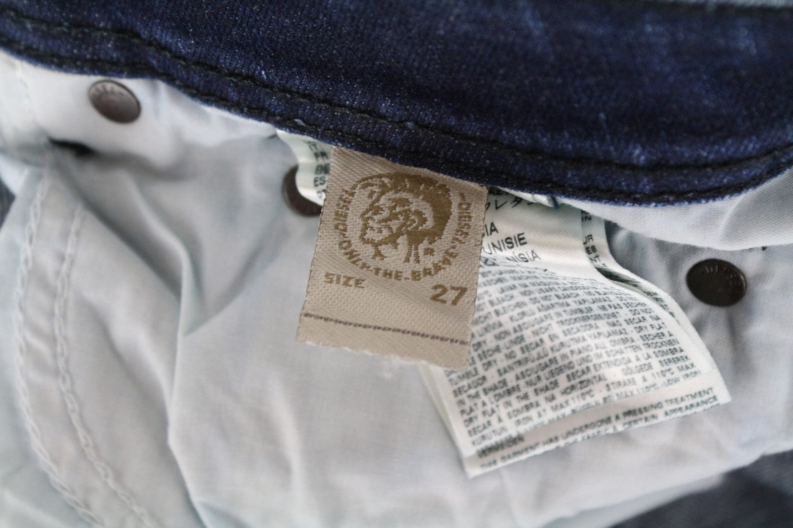 DIESEL Waykee 0860Z vyriški batai berniukams, W27/L32, tiesaus kirpimo, tamprūs, medvilniniai. 