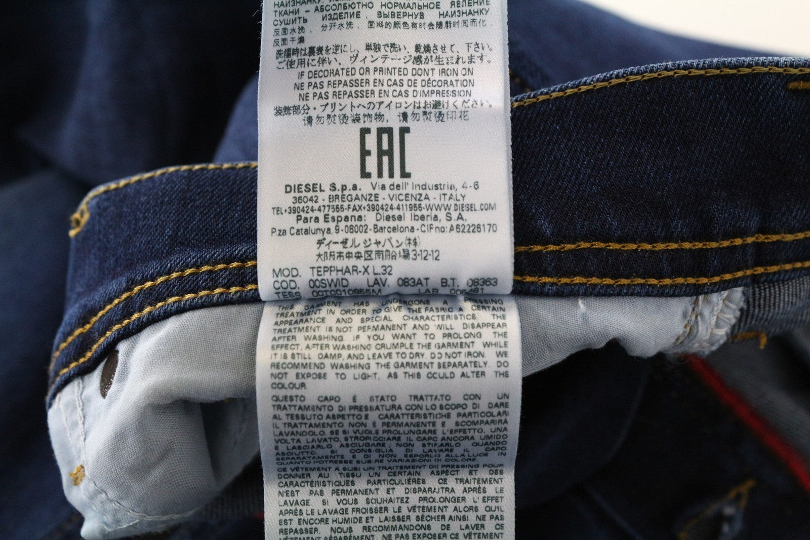 DIESEL Tepphar-X 083AT vyriški batai W26/L32 berniukams, mėlyni, aptempti su morkų imitacijos efektu 