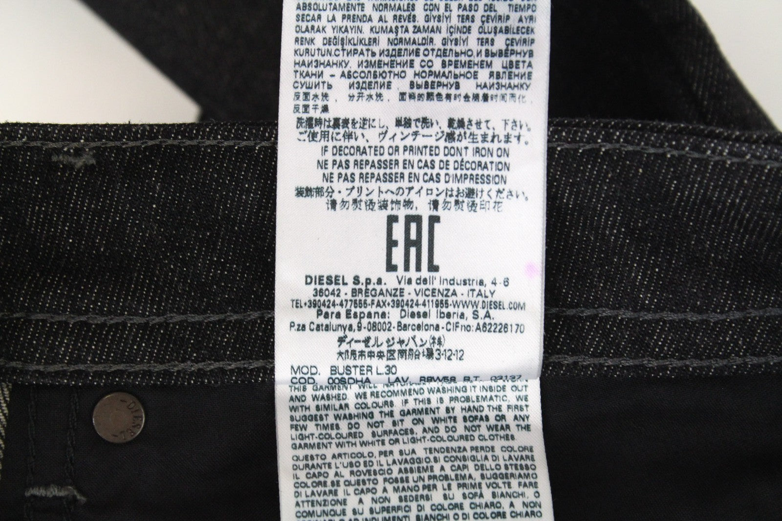 DIESEL Buster R8W58 vyriški džinsai W29/L30 juodi, ploni, tamprūs, siaurėjantys 
