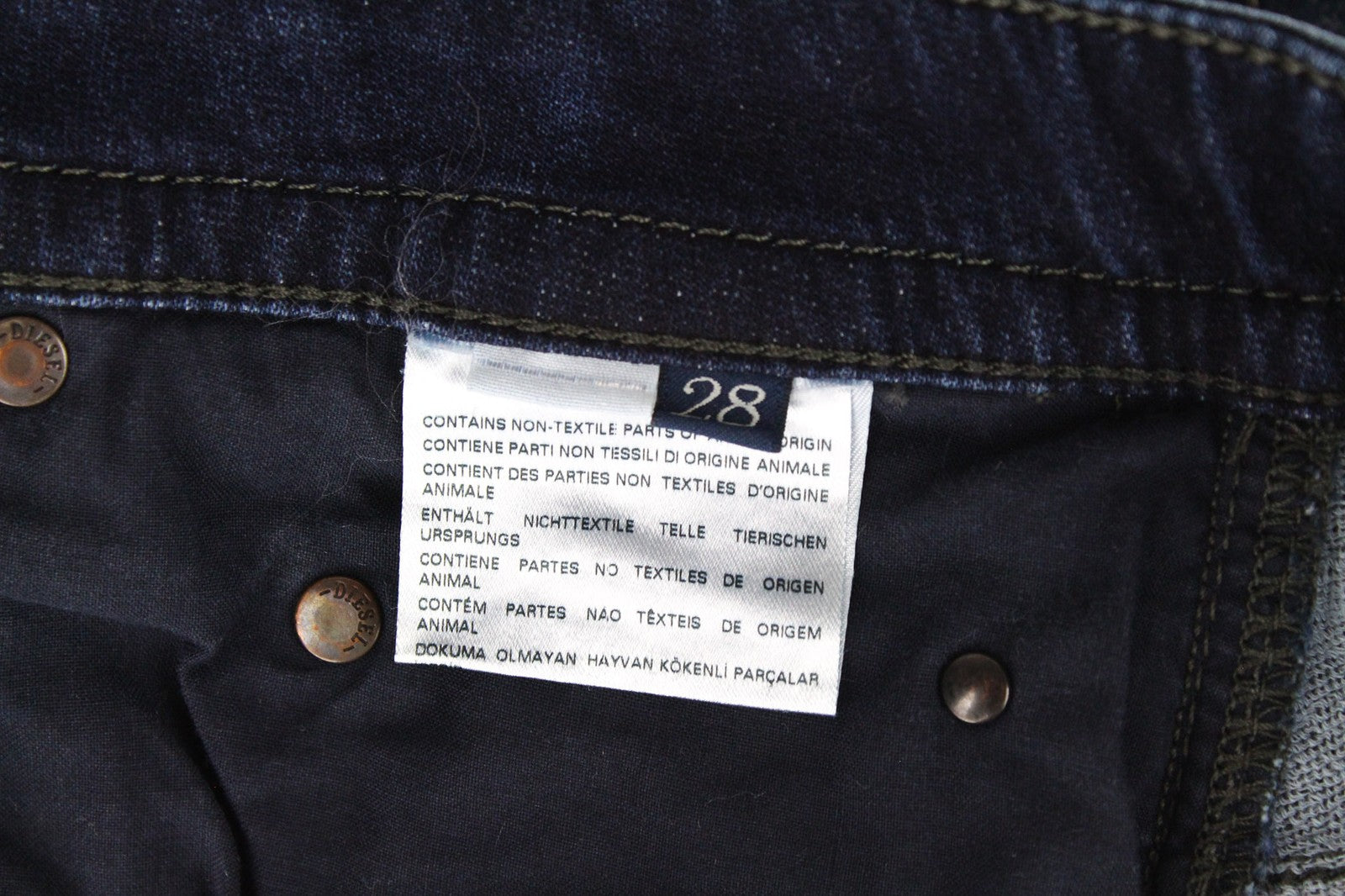 DIESEL Thavar-NE R060S vyriški džinsai W28 mėlyni, apdriskę, ploni, morkų spalvos, sportiniai. 