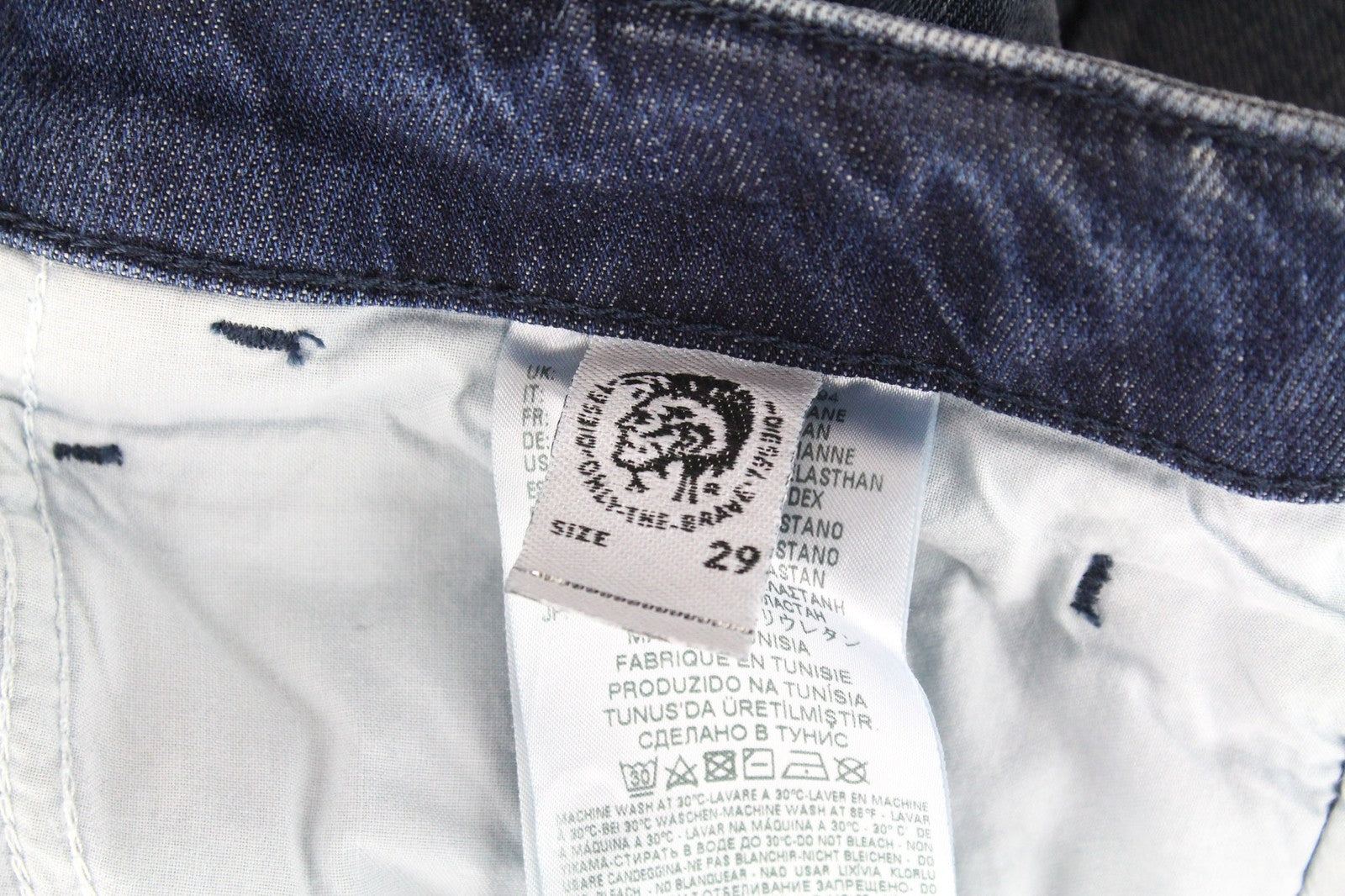 DIESEL D-Bazer 084DD vyriški džinsai W29/L34 mėlyni, tamprūs, siaurėjantys su sagomis, dirbtinės odos. 