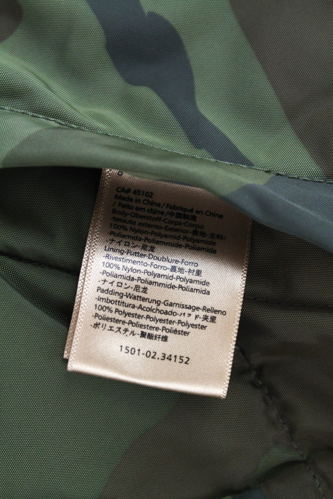 SCOTCH &amp; SODA vyriška liemenė M, raudona, dygsniuota, kamufliažinio rašto, su sagomis, aukšta apykakle 