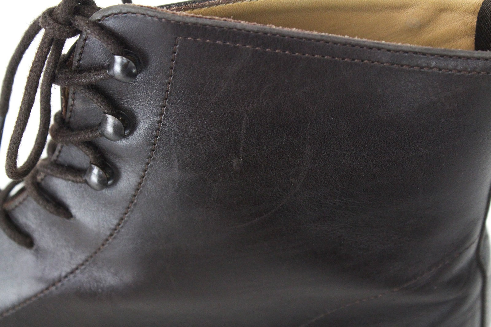 SUITSUPPLY vyriški tamsiai rudi, EU46 dydžio, odiniai, aukštakulniai bateliai su raišteliais, brogų raštu 