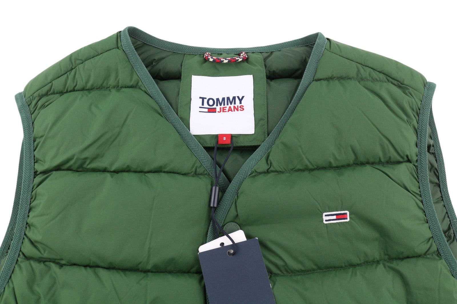 TOMMY HILFIGER Tjm Light Down vyriška liemenė S žalia su ančių pūkų užpildu RMK 149 € 