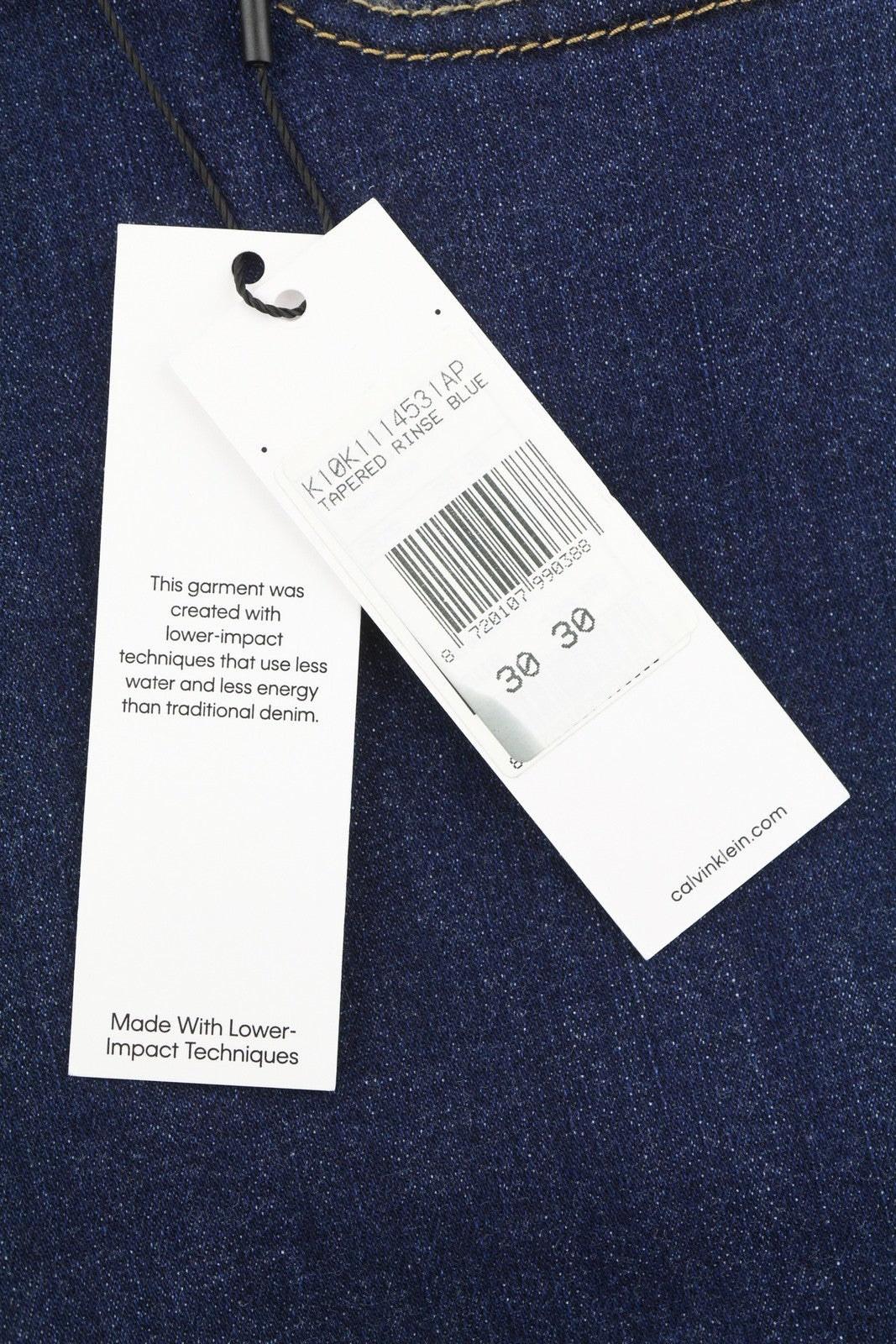 CALVIN KLEIN siaurėjantys džinsai mėlyna spalva, W30/L30, tamsiai mėlyni, su užtrauktuku ir logotipu. 