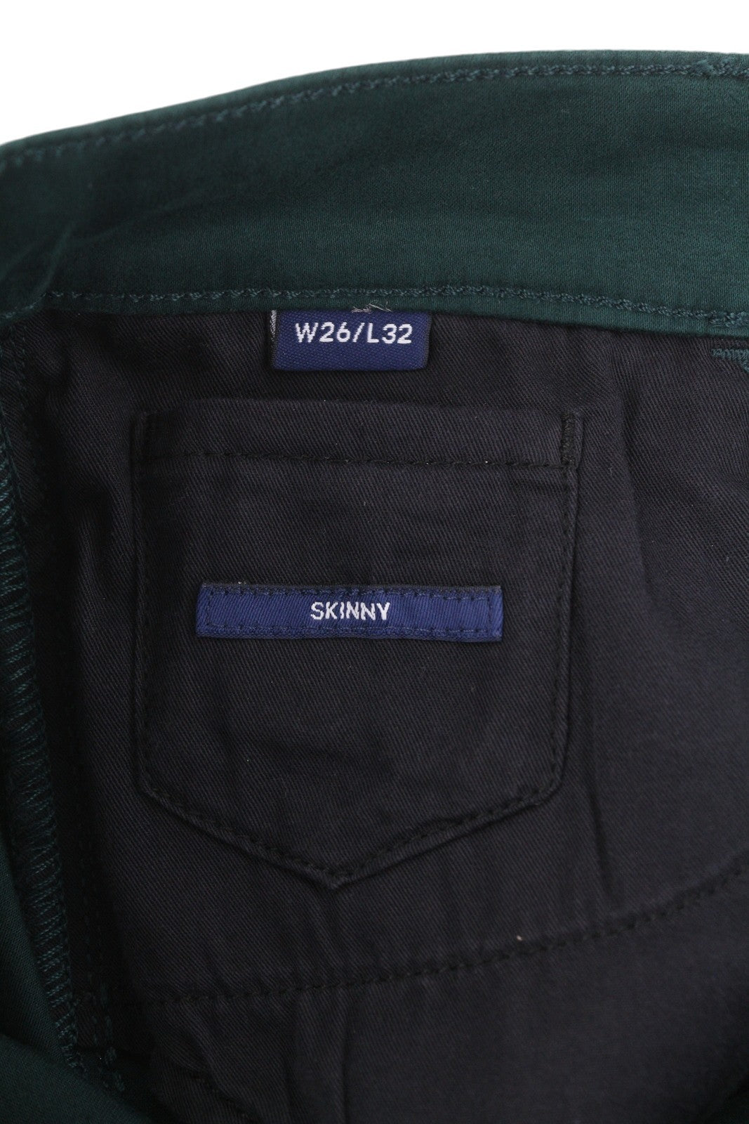 GANT aptemptos atlasinės moteriškos kelnės W26/L32 tamsiai žalios, su kišenėmis, užtrauktuku ir logotipu, laisvalaikio stiliaus 