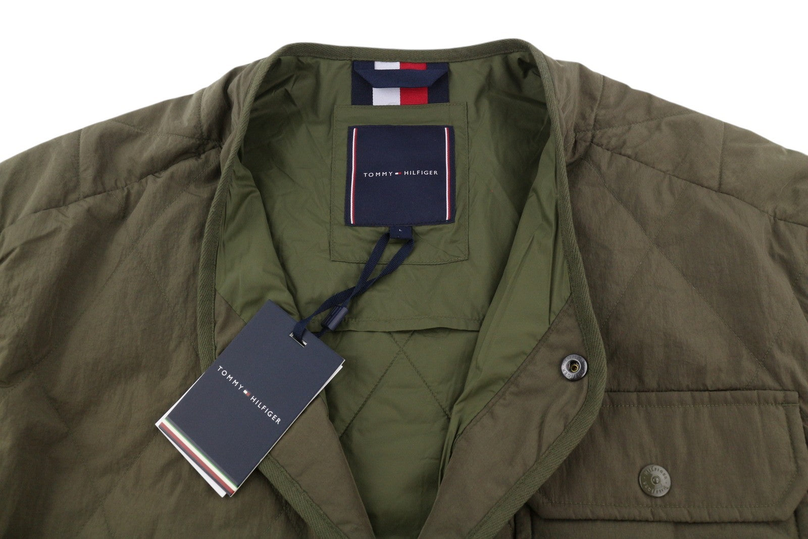 TOMMY HILFIGER supakuota perdirbto linijinio pamušalo vyriška striukė L, chaki spalvos, žalia, paminkštinta, rekomenduojama kaina – 239 € 