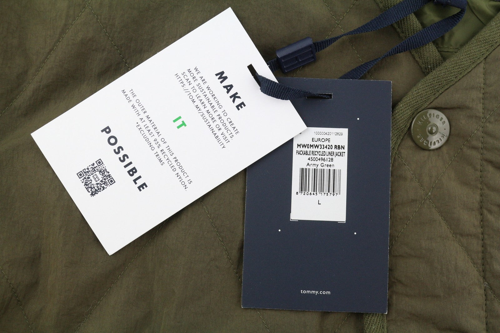 TOMMY HILFIGER supakuota perdirbto linijinio pamušalo vyriška striukė L, chaki spalvos, žalia, paminkštinta, rekomenduojama kaina – 239 € 