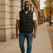 TOMMY HILFIGER Tjm Light Down vyriška liemenė XS dydžio, juoda, su ančių pūkų užpildu, rekomenduojama kaina – 149 € 