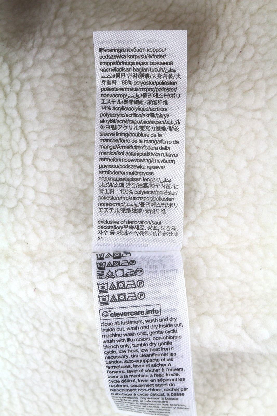 TOMMY HILFIGER Tjm Check Sherpa vyriška striukė S raudona su sagomis ant marškinėlių RRP170