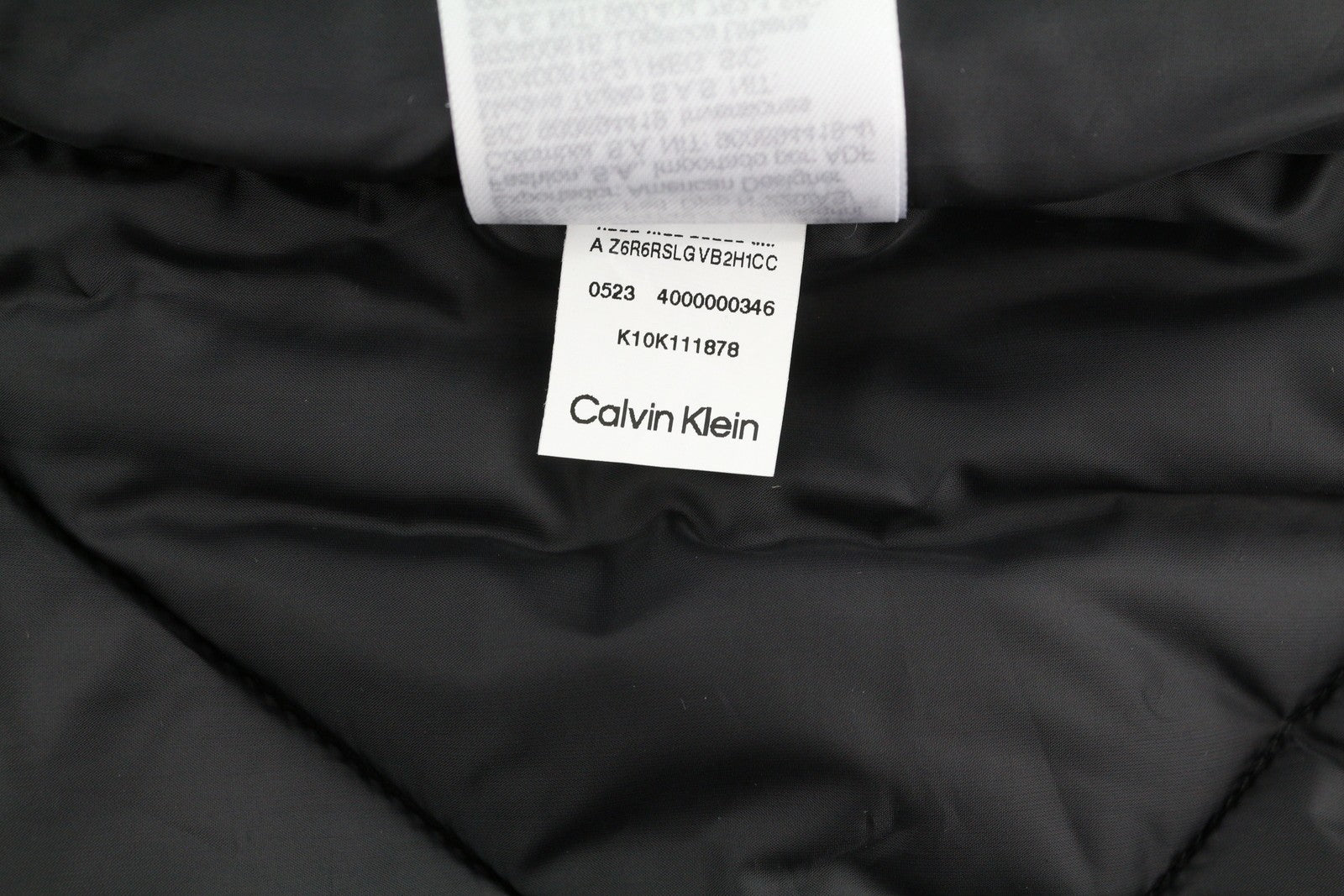 CALVIN KLEIN Signature Quilt vyriška liemenė XL dydžio juoda paminkštinta bomber liemenė, rekomenduojama kaina – 279 USD 