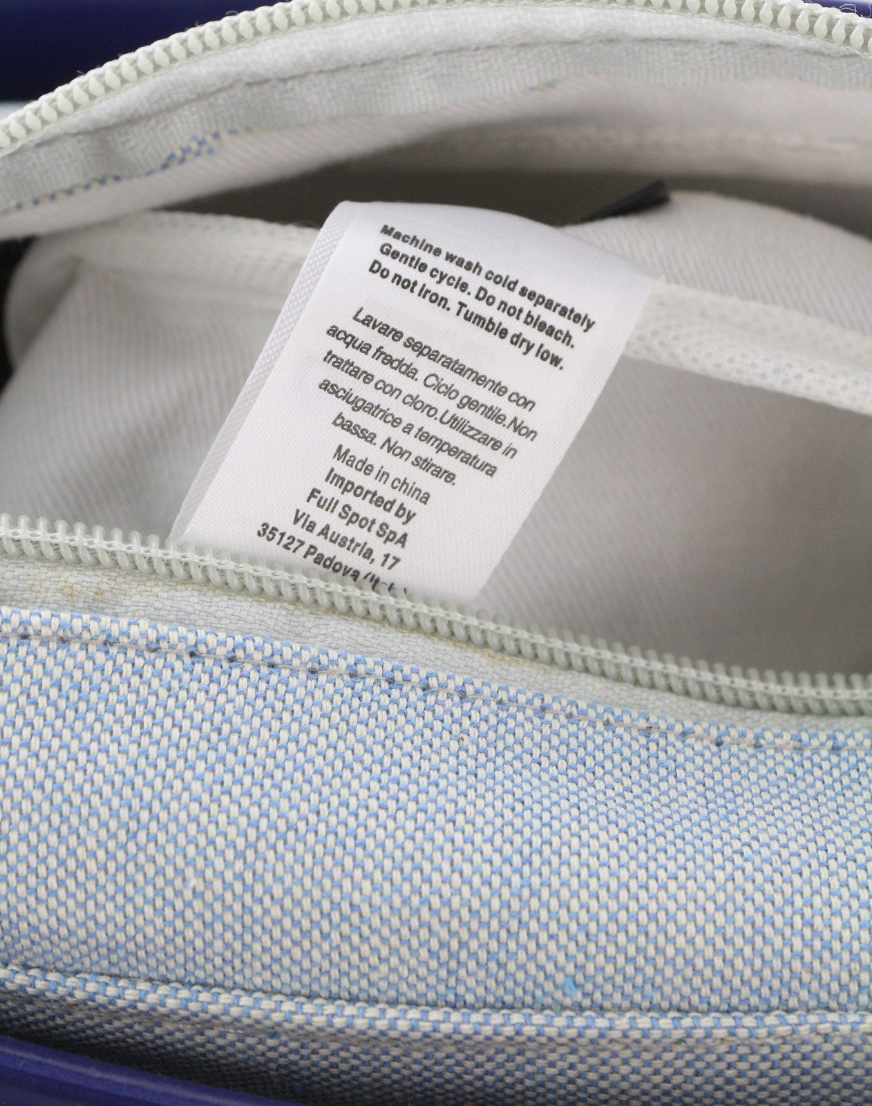 O BAG Chic moteriškas krepšys OS mėlynas dvigubomis rankenomis vidinis krepšys su kvadratiniu logotipu 