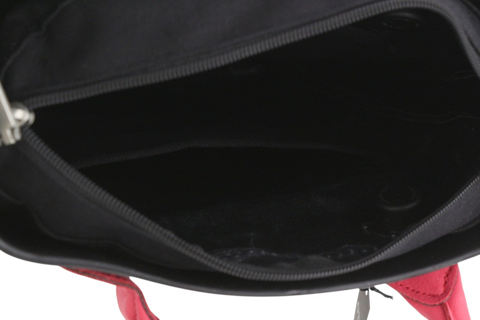 O BAG Chic moteriškas krepšys OS juodas su dviem rankenomis, mini rankinukas su kvadratiniu logotipu 