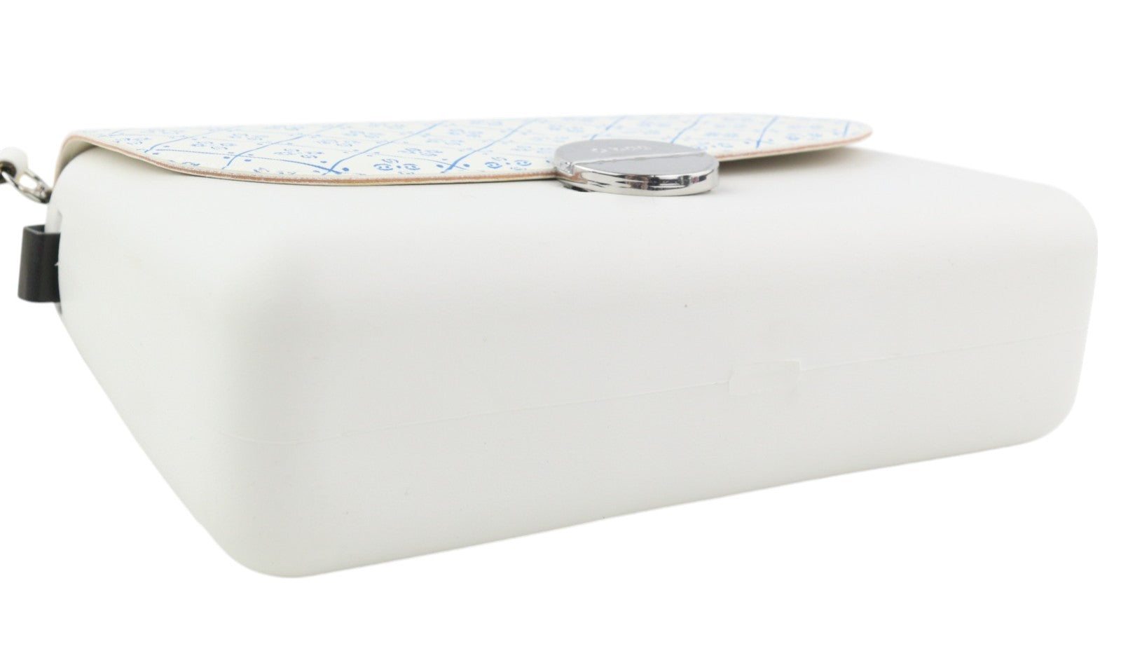 O BAG Glam moteriška rankinė OS balta raštuota reguliuojamo dirželio užsegimu su logotipu per petį 