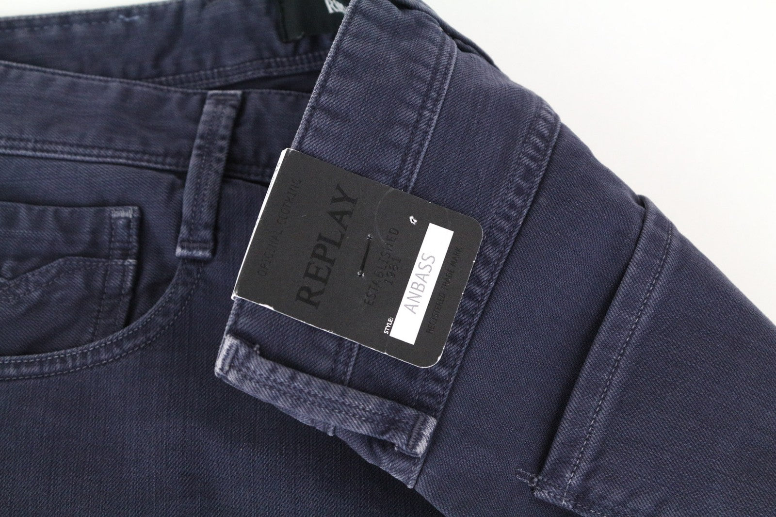 REPLAY Anbass vyriški tamsiai mėlyni ploni džinsai W31/L34 tamprūs medvilniniai klasikiniai džinsai su 5 kišenėmis 