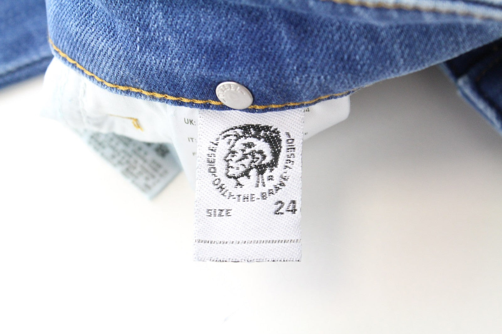 DIESEL D-Rifty 083AX Women's Blue Jeans W24/L32 Slim Ripped Stretch Low Waist