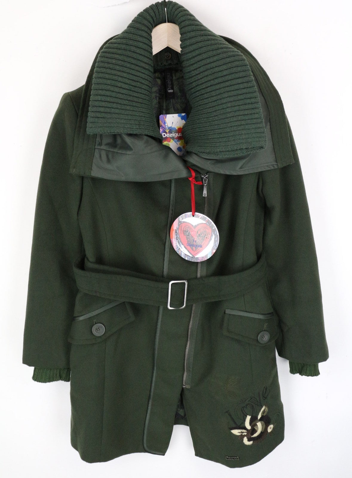 DESIGUAL Madrid moteriškas švarkas, 38 m., žalias, su diržu, vienaeilis, su užtrauktuku ir pamušalu. 