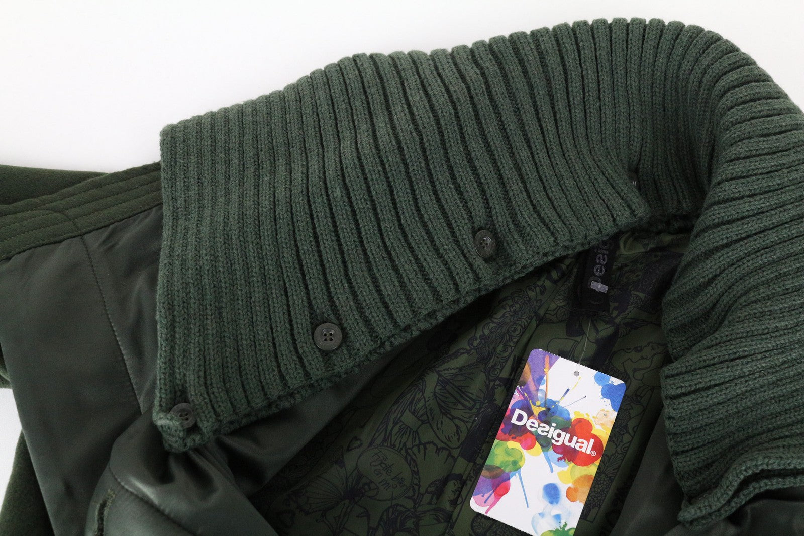 DESIGUAL Madrid moteriškas švarkas, 38 m., žalias, su diržu, vienaeilis, su užtrauktuku ir pamušalu. 