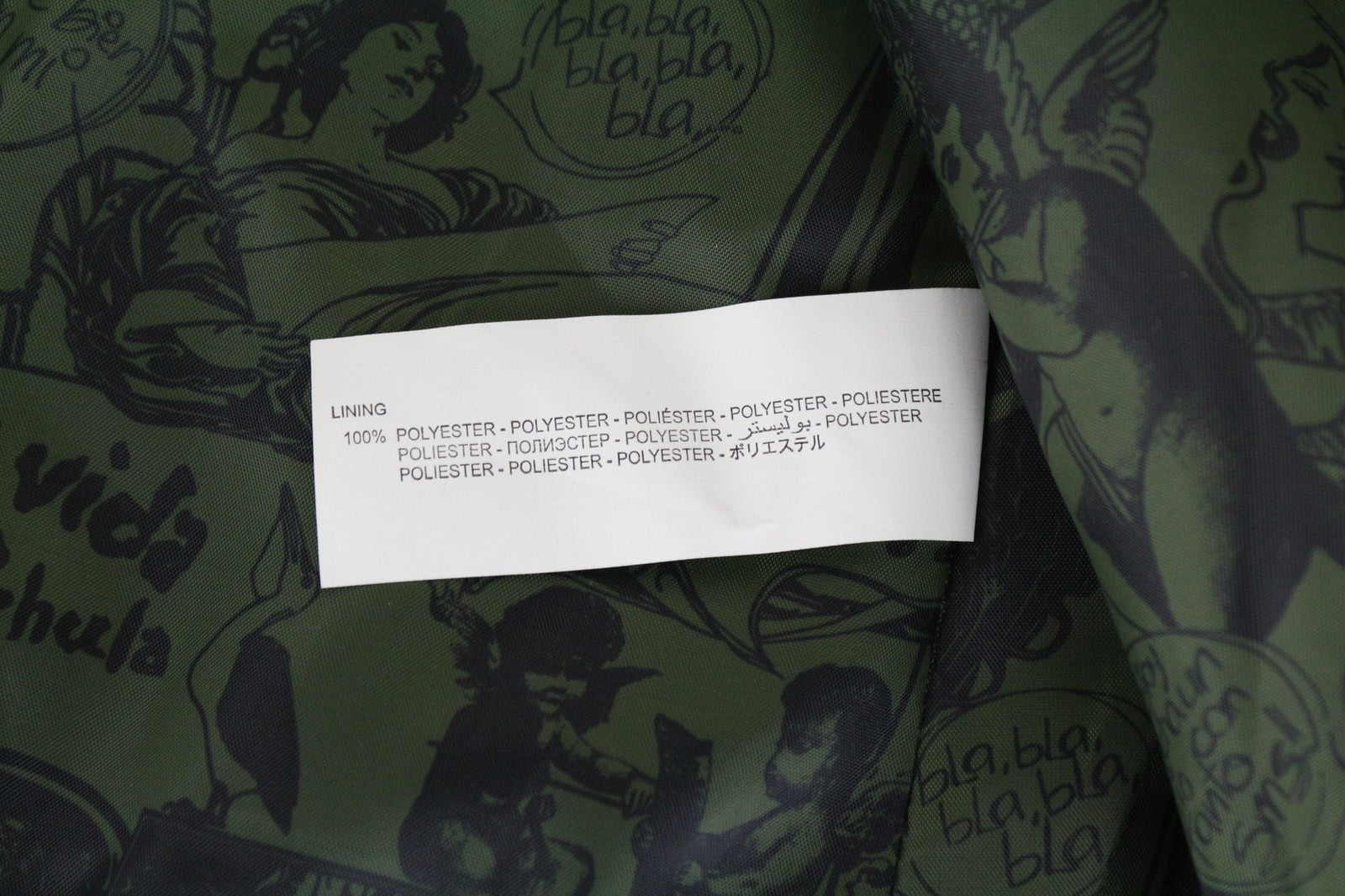 DESIGUAL Madrid moteriškas švarkas, 38 m., žalias, su diržu, vienaeilis, su užtrauktuku ir pamušalu. 