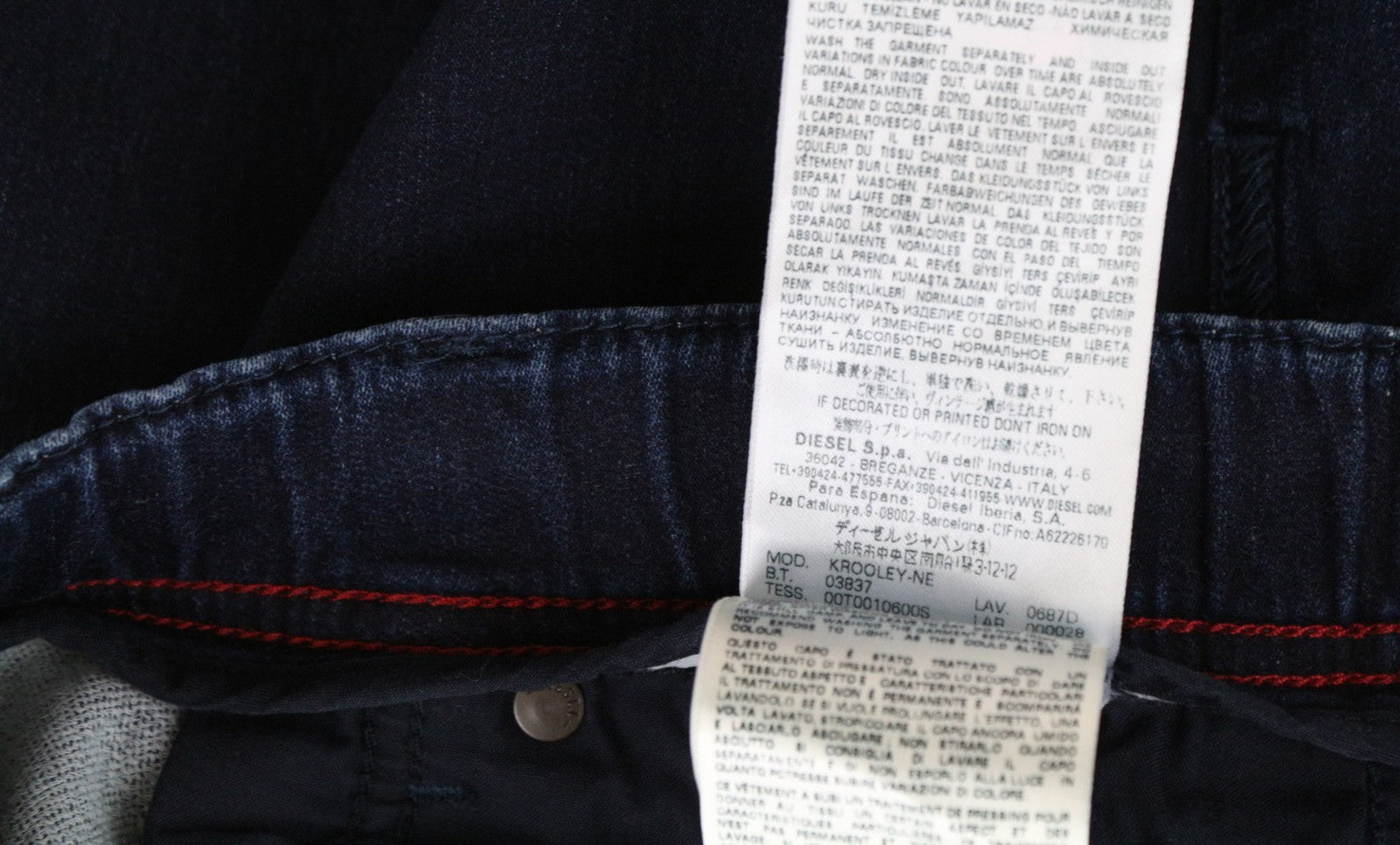 DIESEL Krooley-NE 0687D vyriški džinsai W28 mėlyni sportiniai Jogg Slim morkų spalvos medvilnės mišinio džinsai 