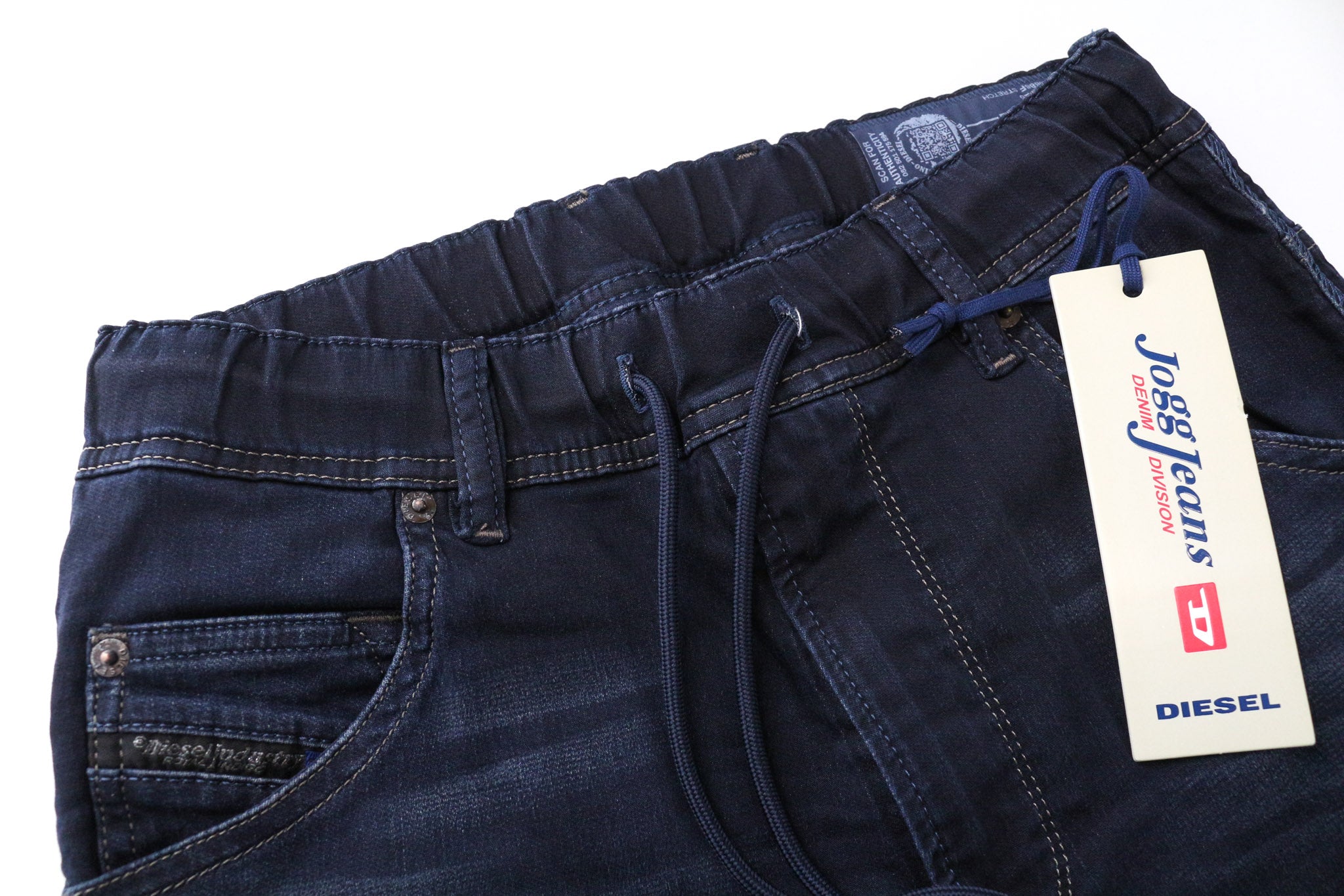 DIESEL Krooley-NE 0686F vyriški džinsai W26 berniukams mėlyni, ploni, morkų spalvos, sportiniai, tamprūs. 