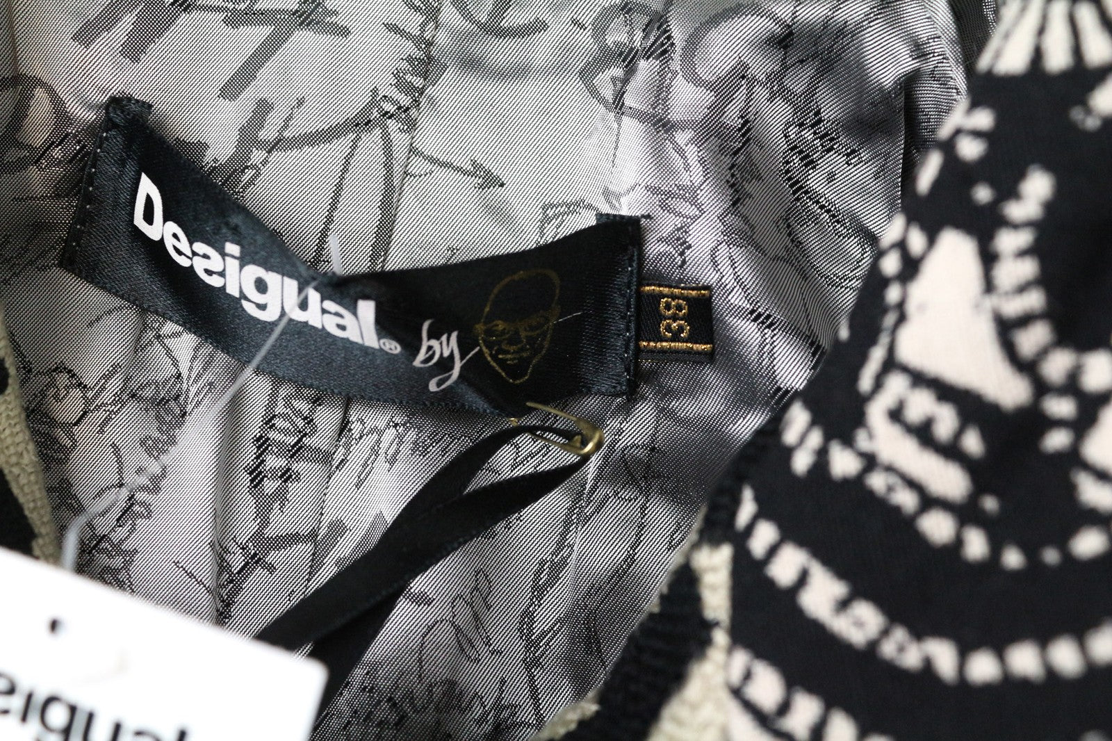 DESIGUAL Kytzia moteriškas paltas, žakardo, juodas, įvairiaspalvis, dizainerio vilnonis paltas, EU38 