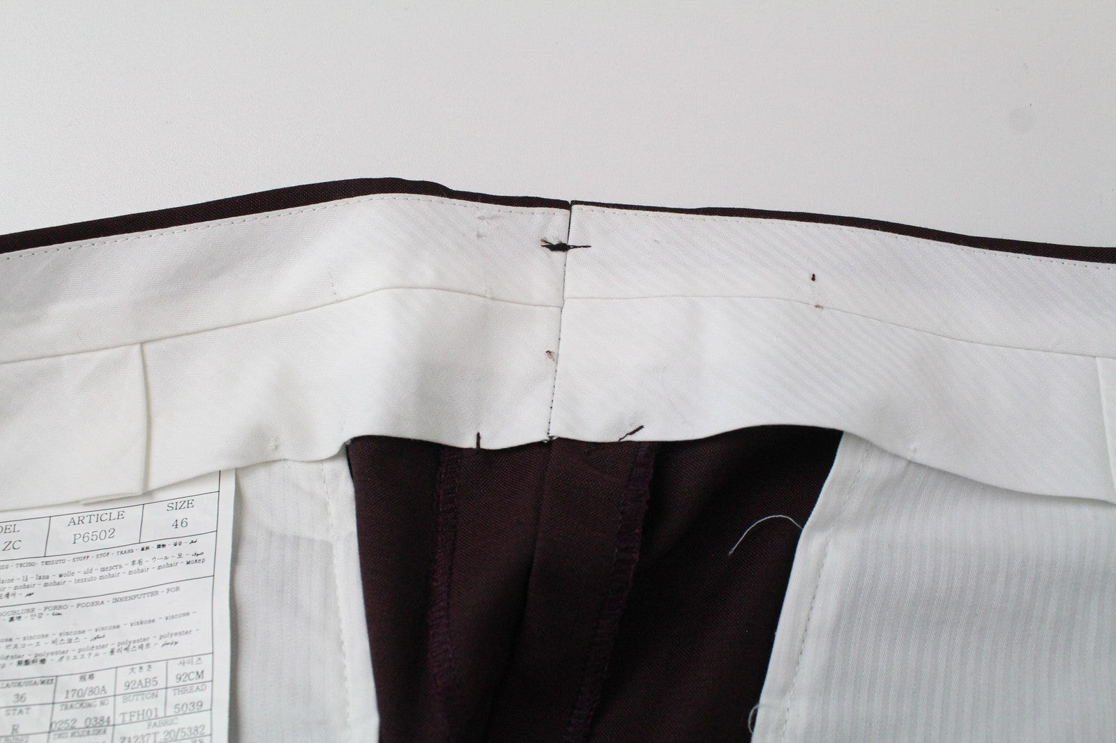 „SUITSUPPLY Vigo“ vyriškos UK36R kelnės su violetinėmis vilnonėmis moheros kelnėmis, klasikinėmis klostuotomis priekinėmis dalimis. 