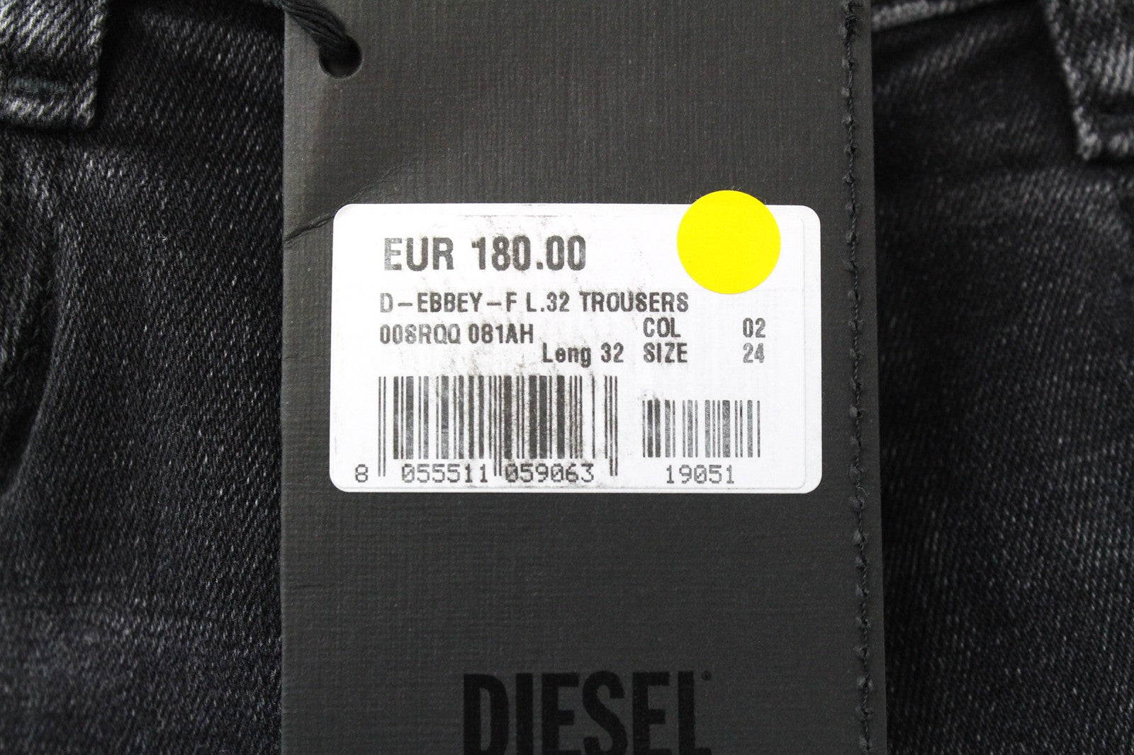 DIESEL D-Ebbey-F 081AH moteriški W24/L32 džinsai su platėjančiu kirpimu, tamprios medvilnės kelnės, pilkos spalvos mergaitėms. 