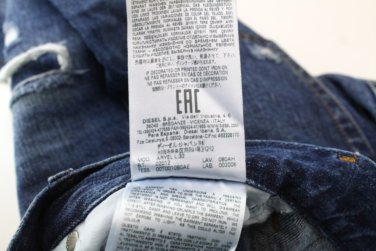 DIESEL Aryel 080AH Women's W24/L32 Jeans Straight Blue Pure Cotton Ripped Girls