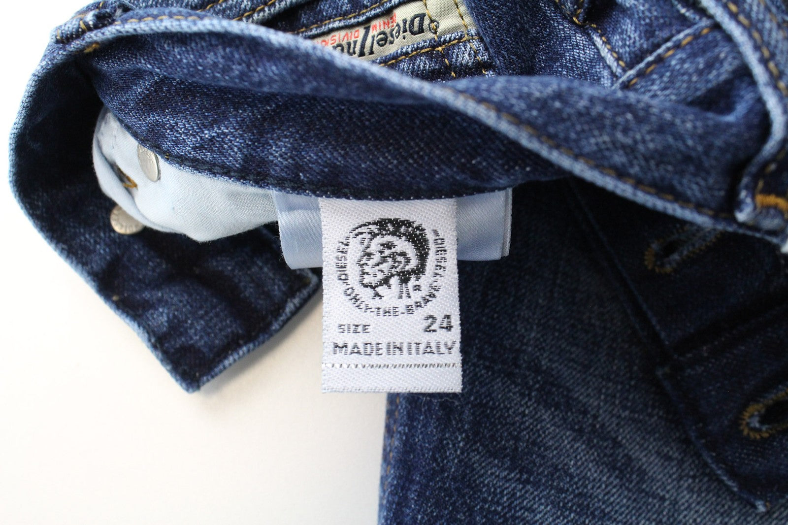 DIESEL Aryel 080AH Women's W24/L32 Jeans Straight Blue Pure Cotton Ripped Girls