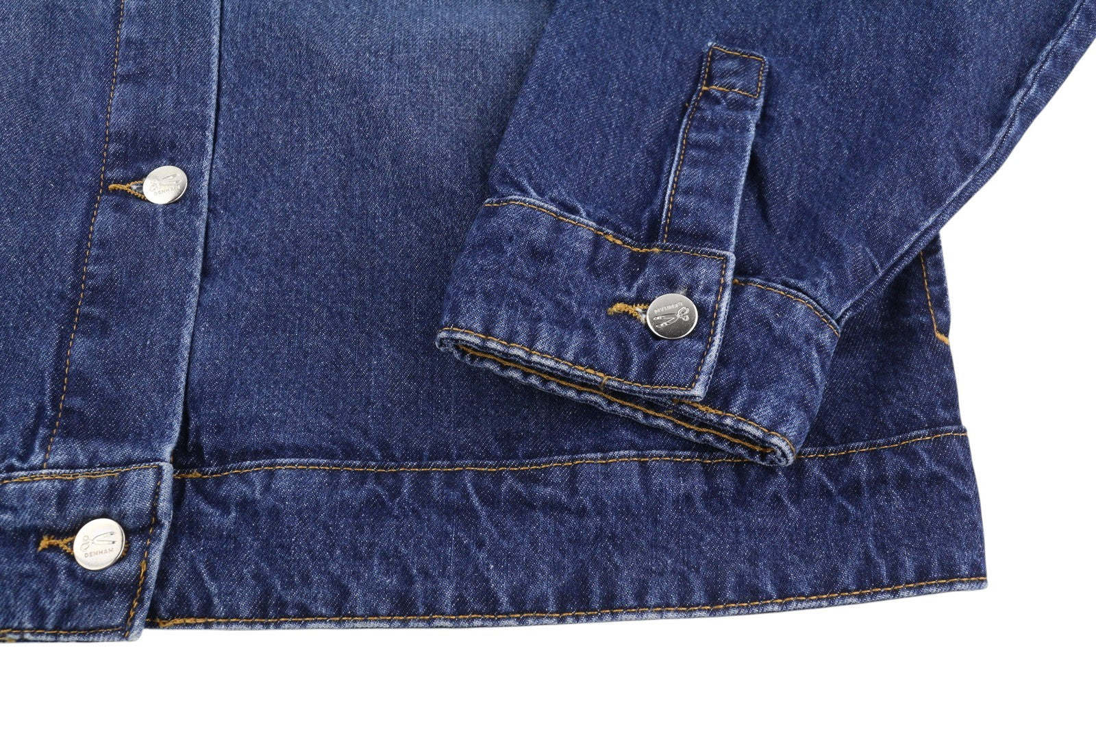 DENHAM Century Trucker moteriškas švarkas M, džinso mėlyna, skalbta, didelė, sagomis užsegama 