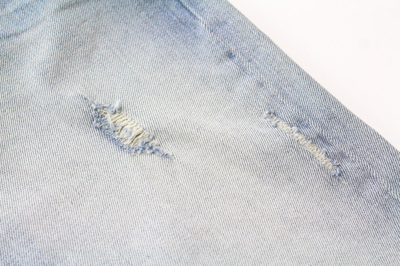 DIESEL D-Strukt 081AP vyriški W29/L32 džinsai su apnašomis, siaurėjančiu kirpimu, tamprūs, mėlyni 